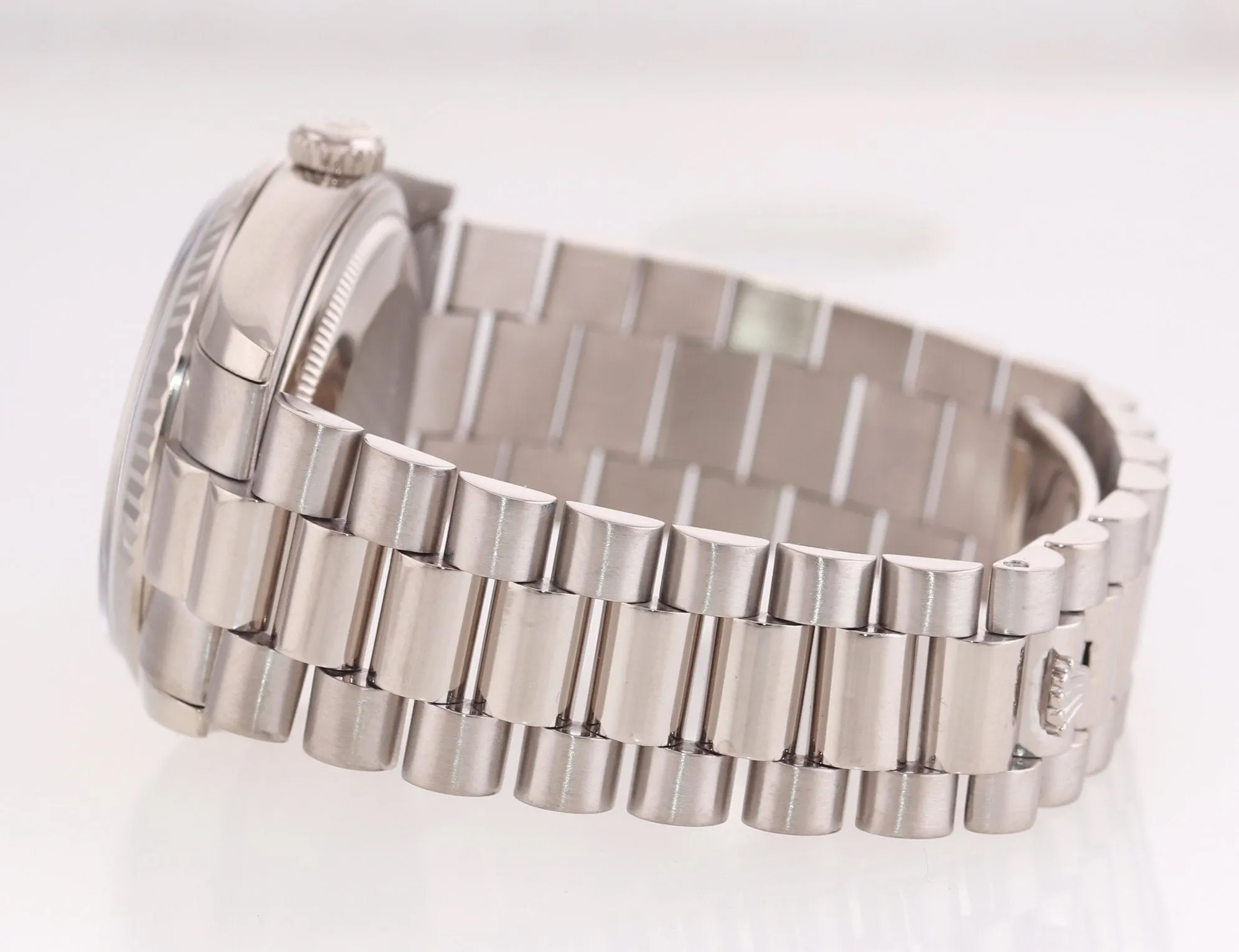 2007 Modern Buckle Rolex President Rhodium Roman Heavy 118239 White Gold Watch
