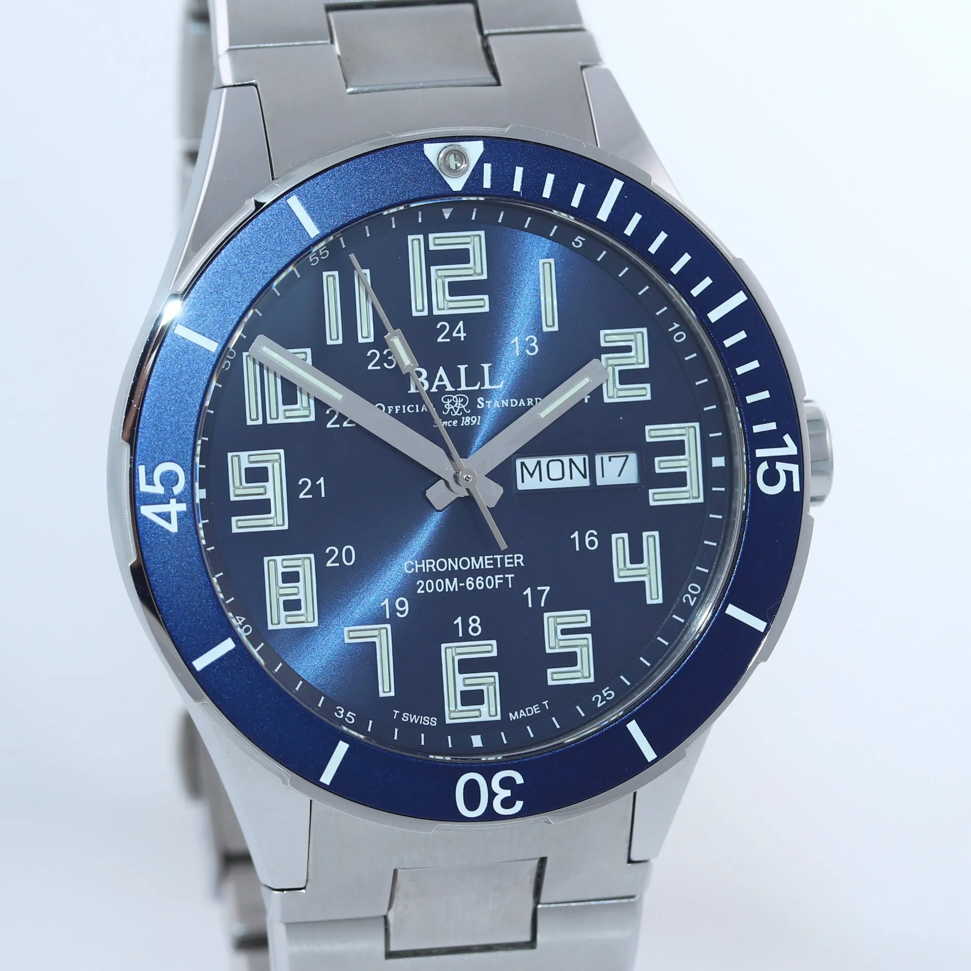 2019 Ball Roadmaster StarLight DM3050B Steel Day Date Chronometer 43mm Watch