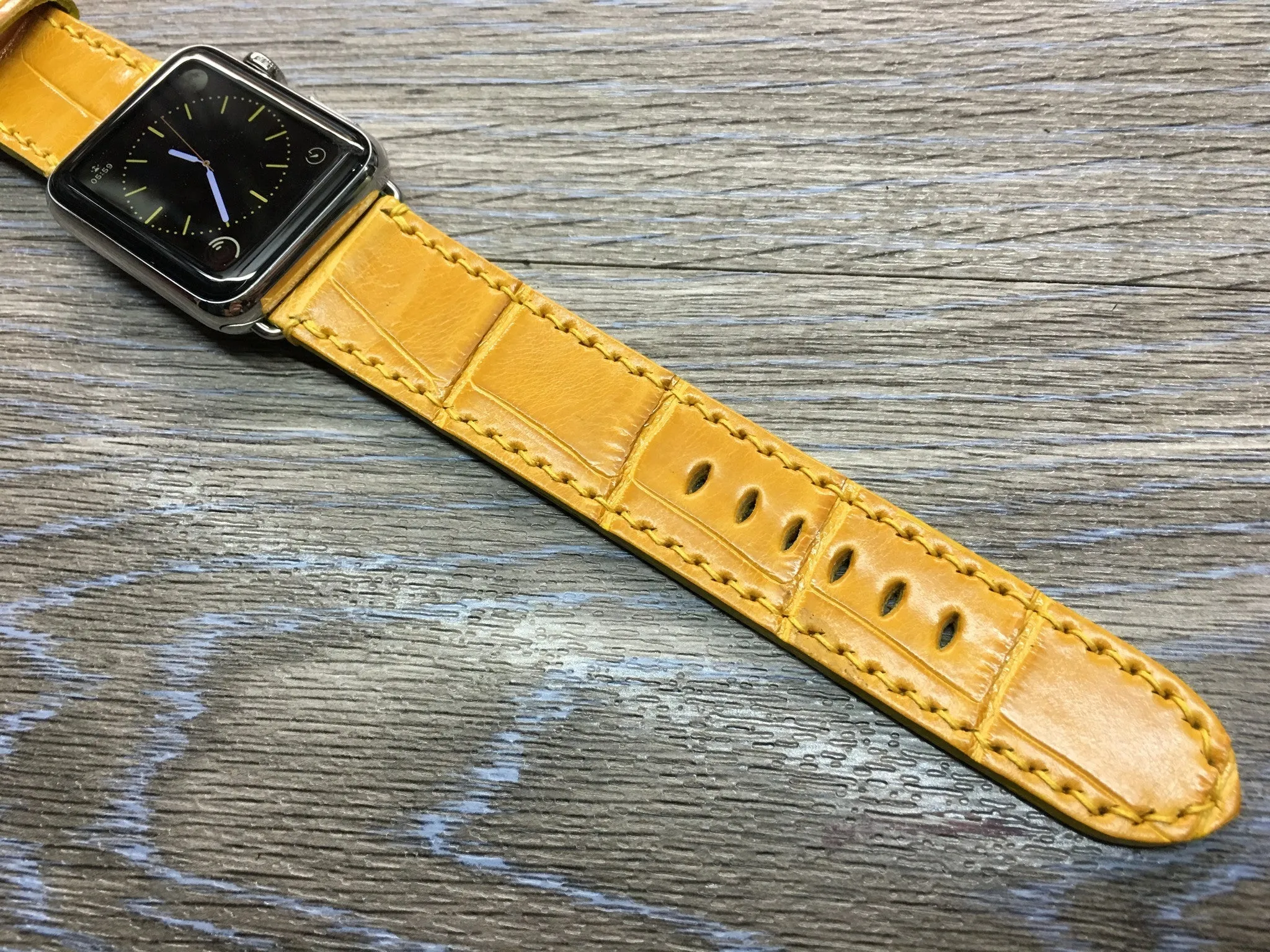Apple Watch SE Band, Leather Watch Band for Apple Watch, Yellow Alligator Skin Watch Band for Apple Watch 44mm, 40mm, Series 6, iWatch Band Gift Ideas