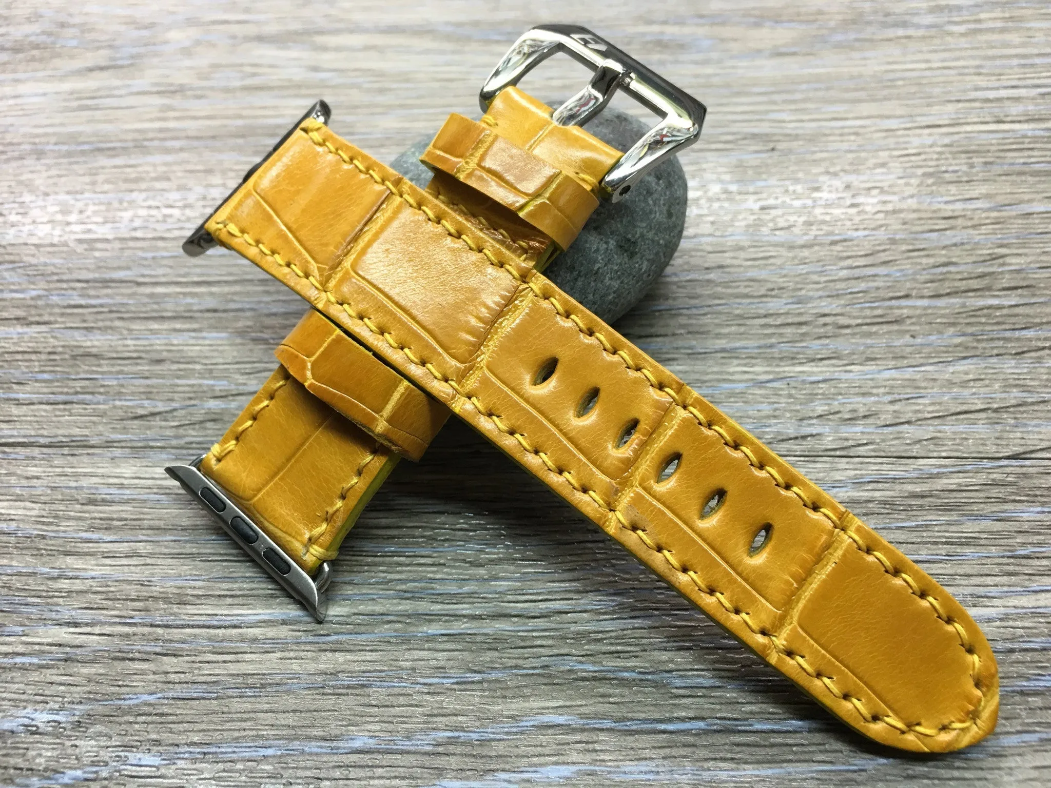 Apple Watch SE Band, Leather Watch Band for Apple Watch, Yellow Alligator Skin Watch Band for Apple Watch 44mm, 40mm, Series 6, iWatch Band Gift Ideas