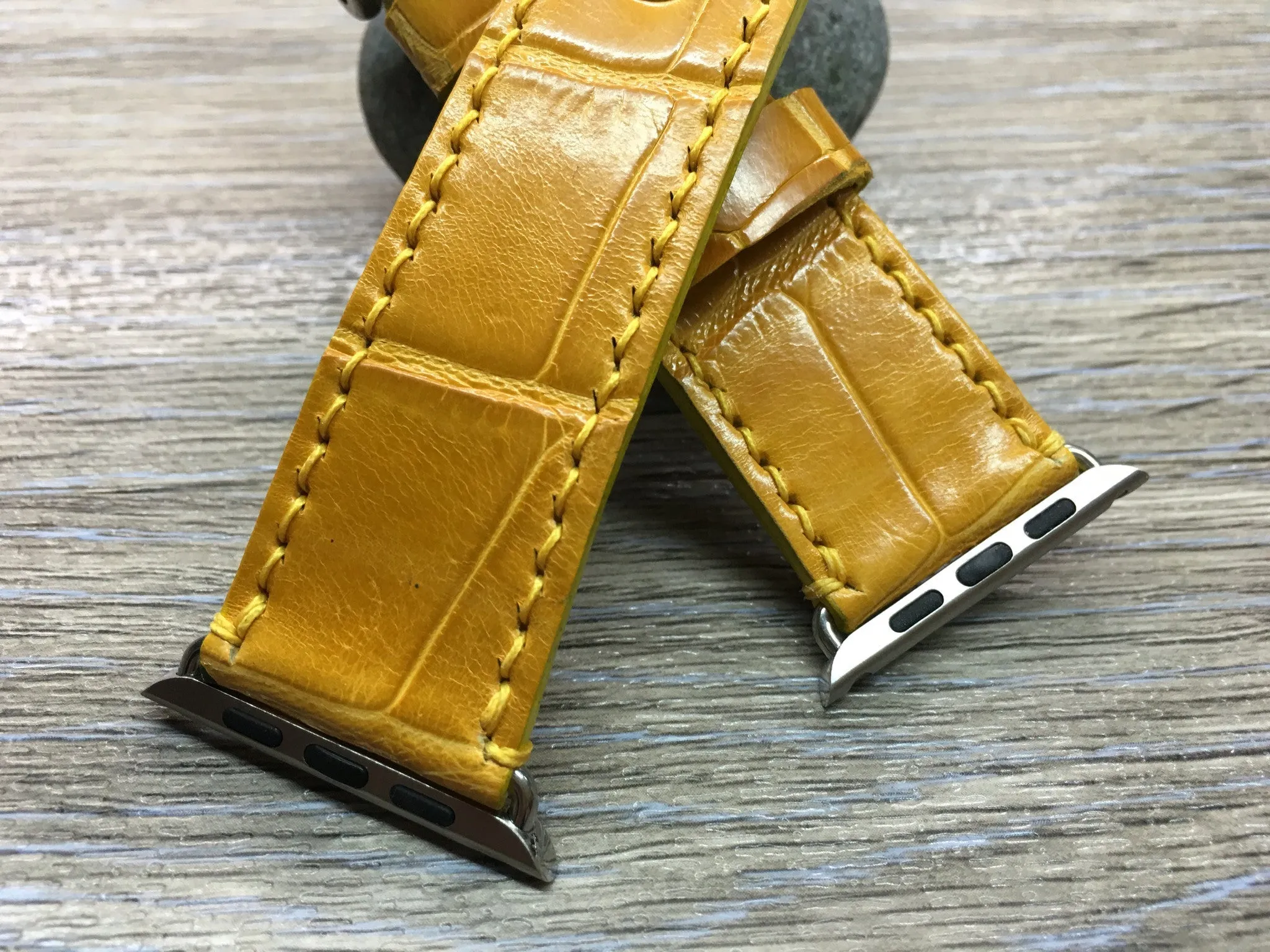 Apple Watch SE Band, Leather Watch Band for Apple Watch, Yellow Alligator Skin Watch Band for Apple Watch 44mm, 40mm, Series 6, iWatch Band Gift Ideas