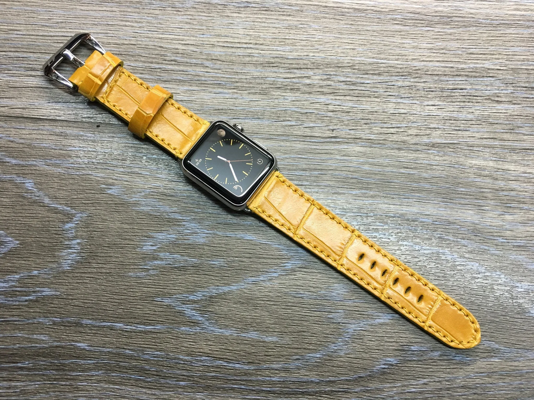 Apple Watch SE Band, Leather Watch Band for Apple Watch, Yellow Alligator Skin Watch Band for Apple Watch 44mm, 40mm, Series 6, iWatch Band Gift Ideas