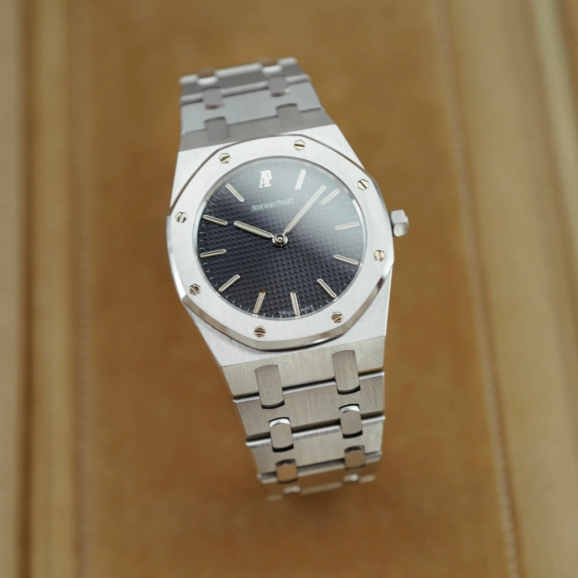 Audemars Piguet Steel Royal Oak Midsize Ref 56303 in Outstanding Condition