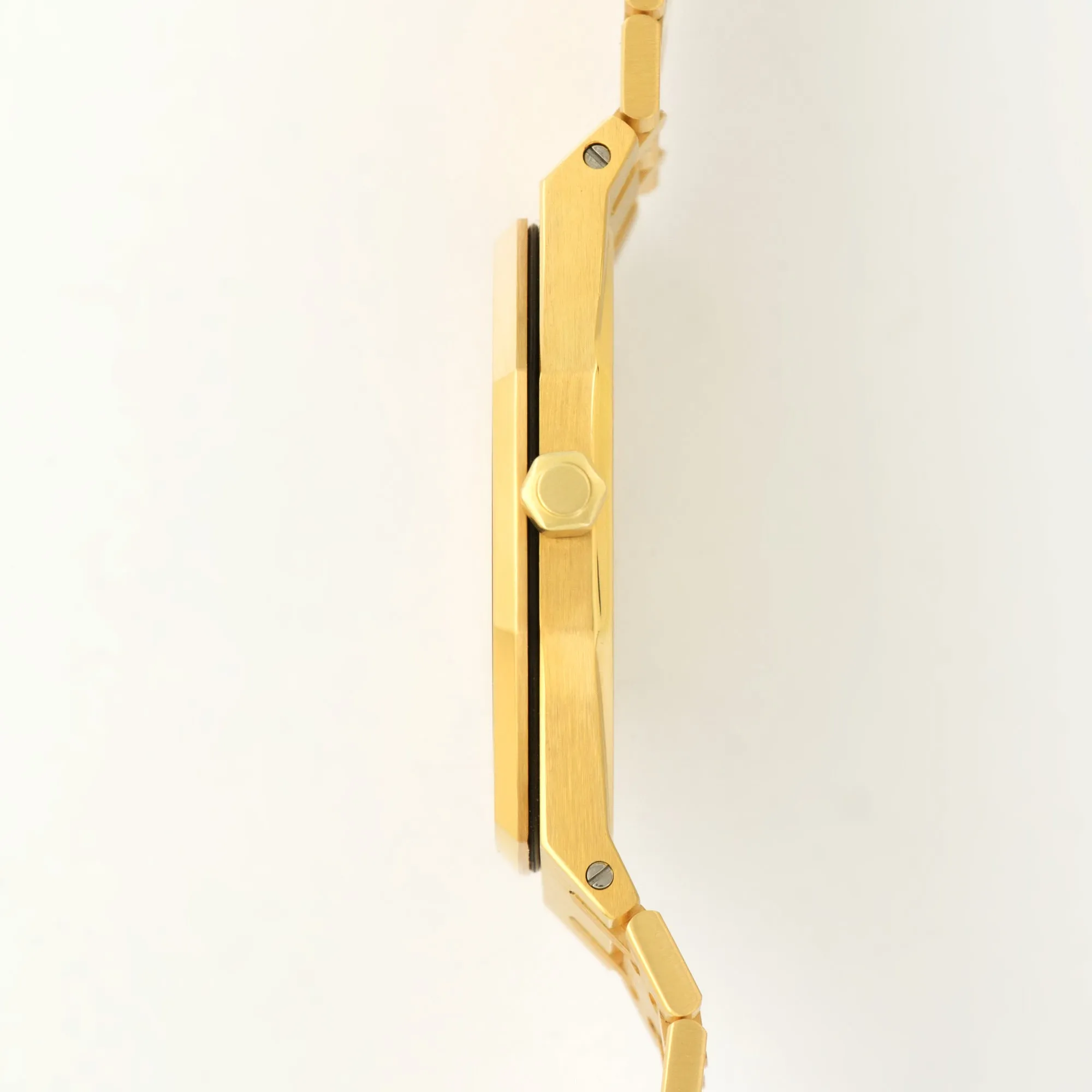 Audemars Piguet Yellow Gold Royal Oak Jumbo Ref. 5402