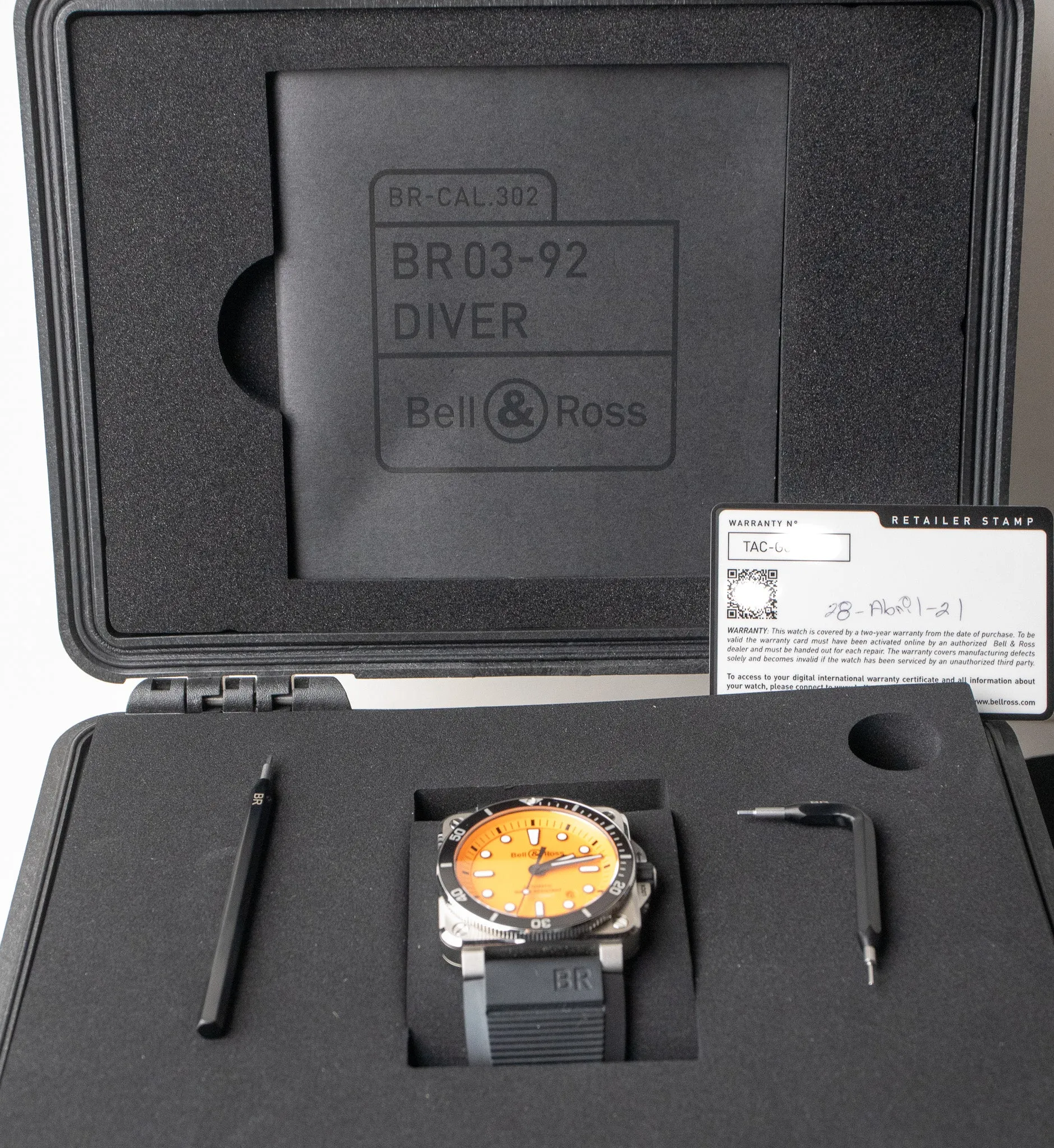 Bell & Ross BR 03-92 Diver Orange BR0392-D-O-ST/SRB