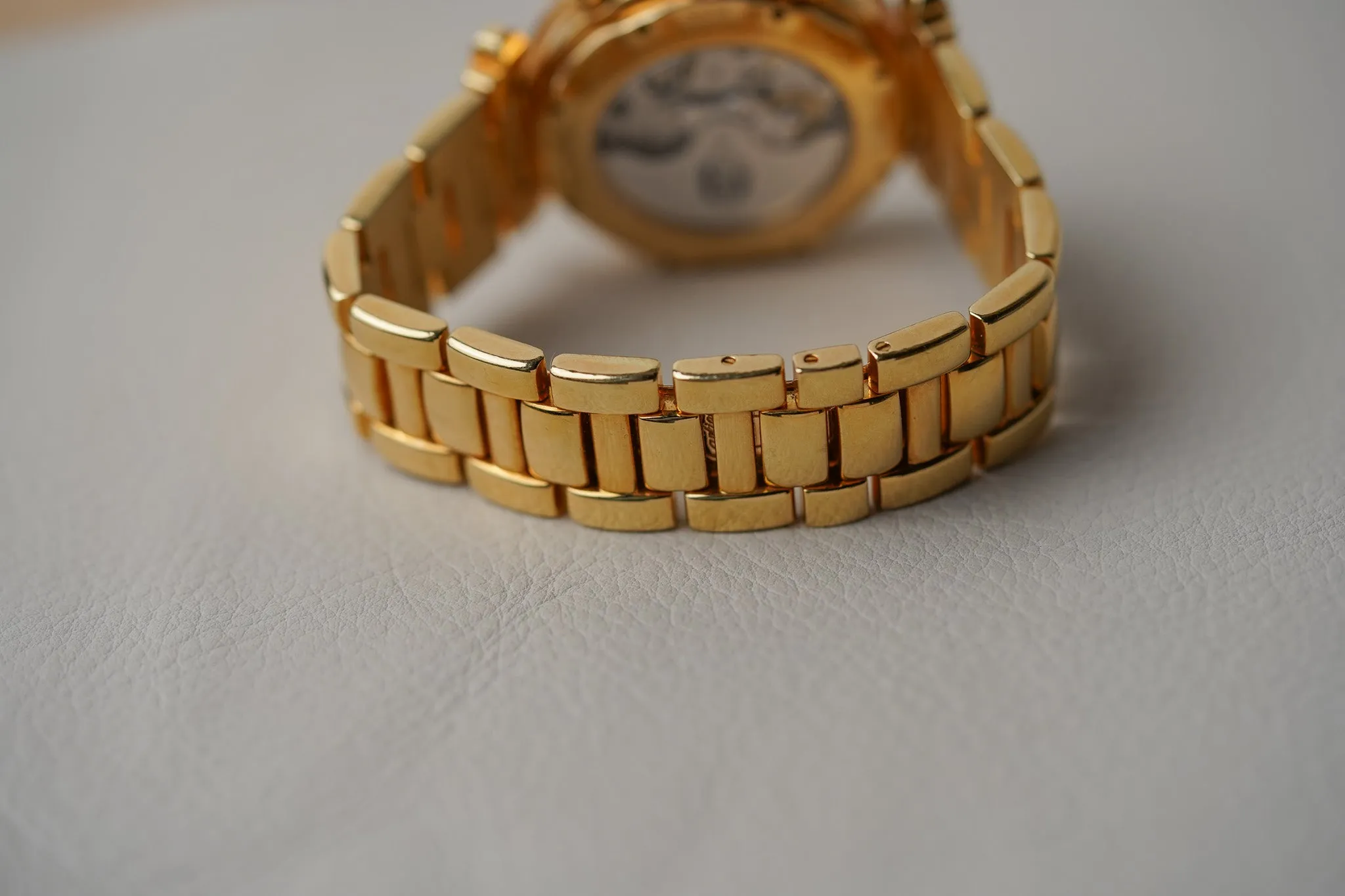 Cartier Pasha Diver Chronograph 18k Yellow Gold W30140D1 2111