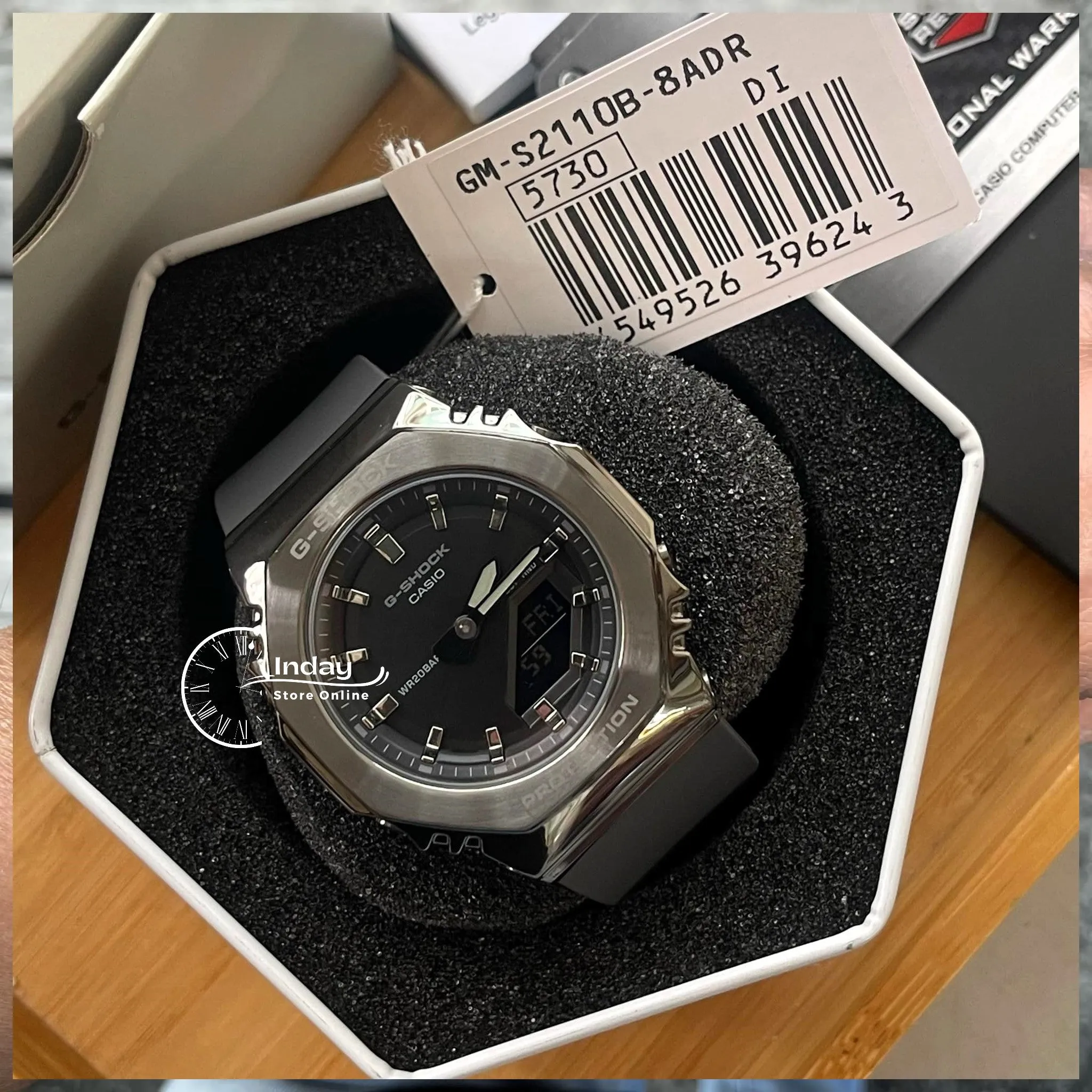 Casio G-Shock Women's Watch  GM-S2110B-8A Resin Band Mineral Glass Shock Resistant