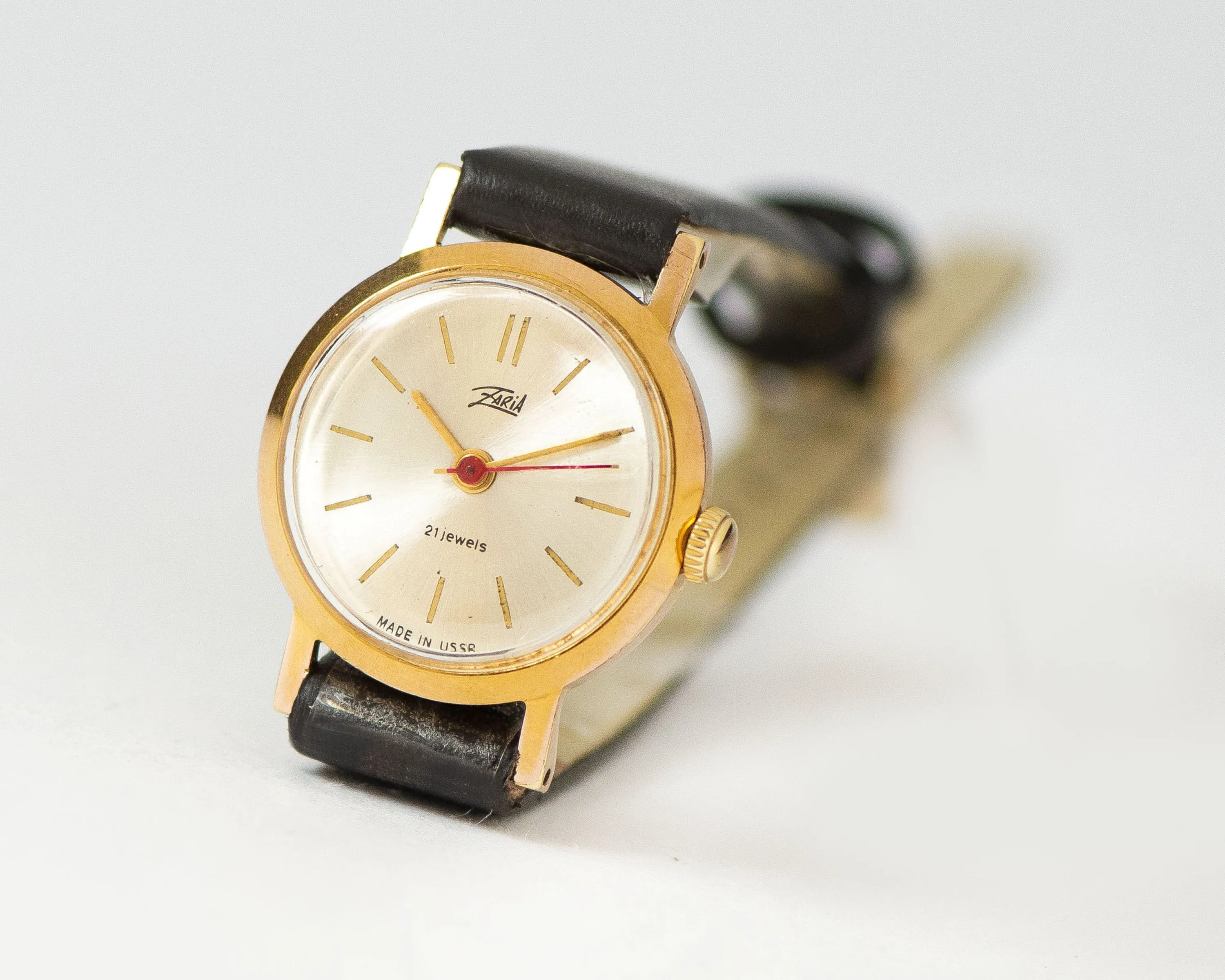 Classic women wristwatch gold plated Dawn, chic wristwatch vintage jewelry gift, delicate watch lady minimalist, new premium leather strap