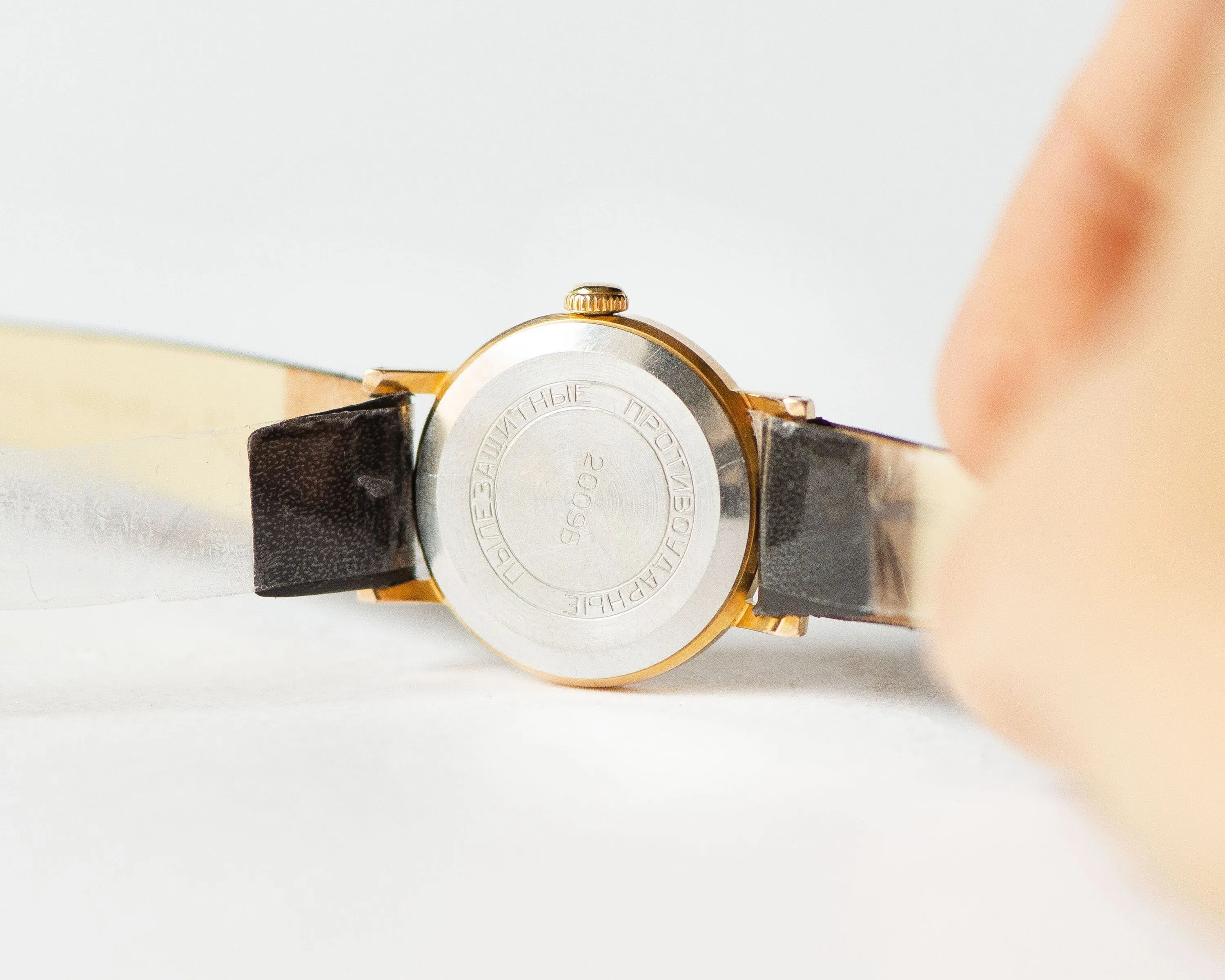 Classic women wristwatch gold plated Dawn, chic wristwatch vintage jewelry gift, delicate watch lady minimalist, new premium leather strap