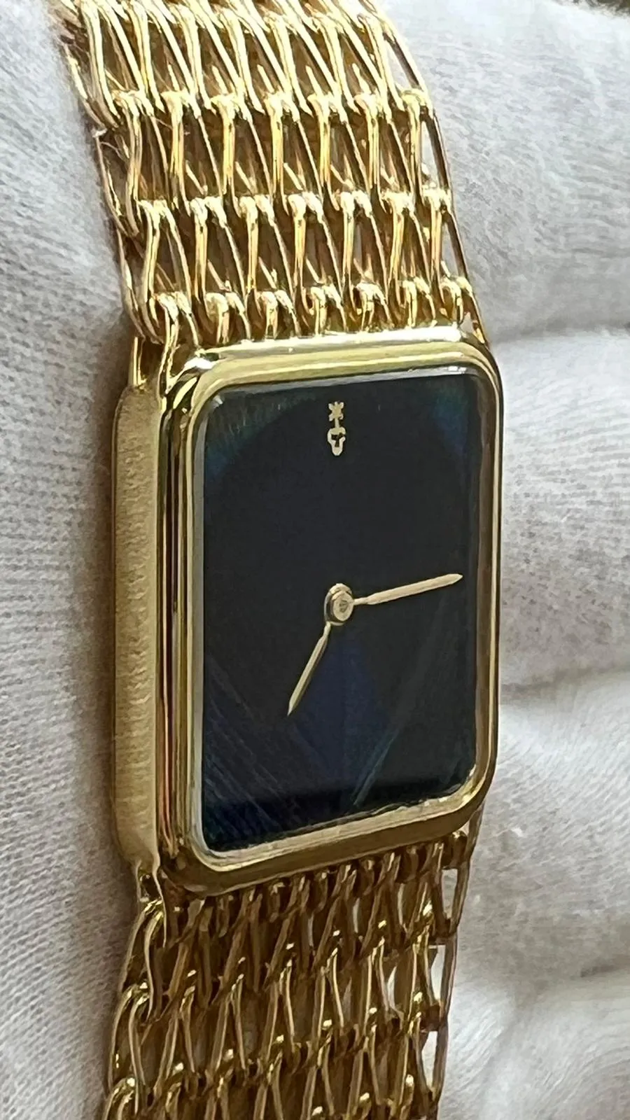 Corum 18K Yellow Gold 27118 Peacock feather Dial Manual-wind Women's Watch