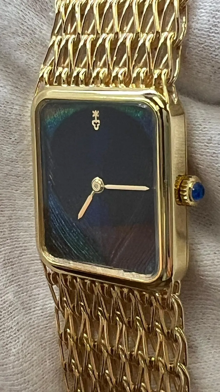 Corum 18K Yellow Gold 27118 Peacock feather Dial Manual-wind Women's Watch
