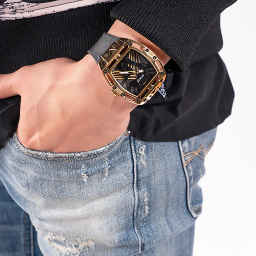 Guess Men's Watch Gold Tone Case Quartz
