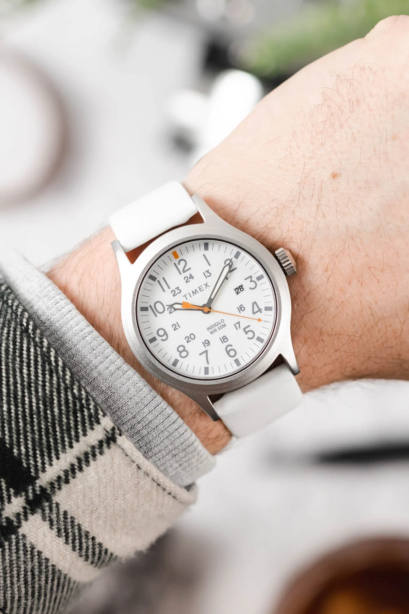 Hirsch TORONTO Quick-Release Fine-Grained Leather Watch Strap in WHITE