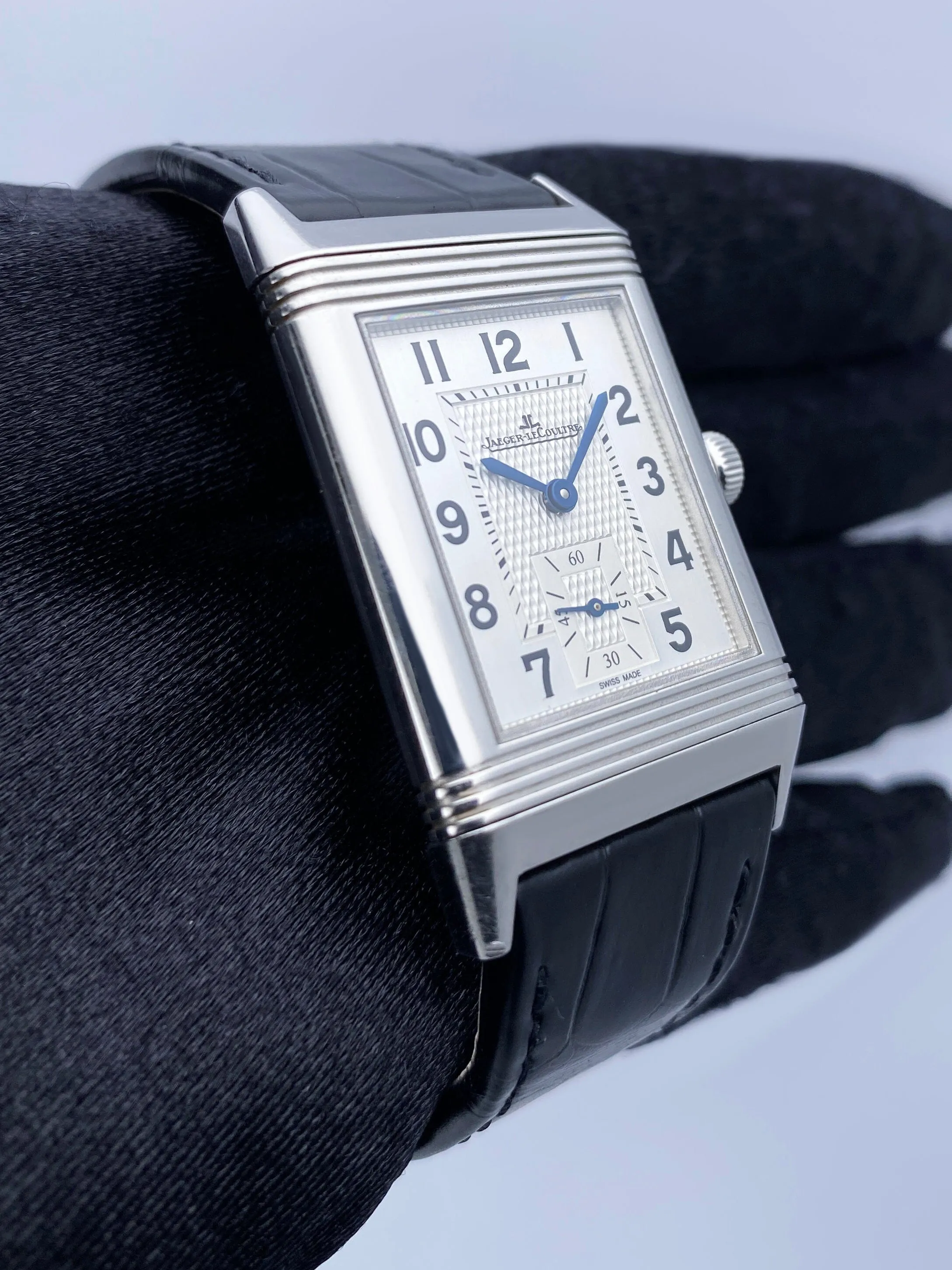 Jaeger-LeCoulture Reverso Classic Q2438520 Mens Watch W/Papers