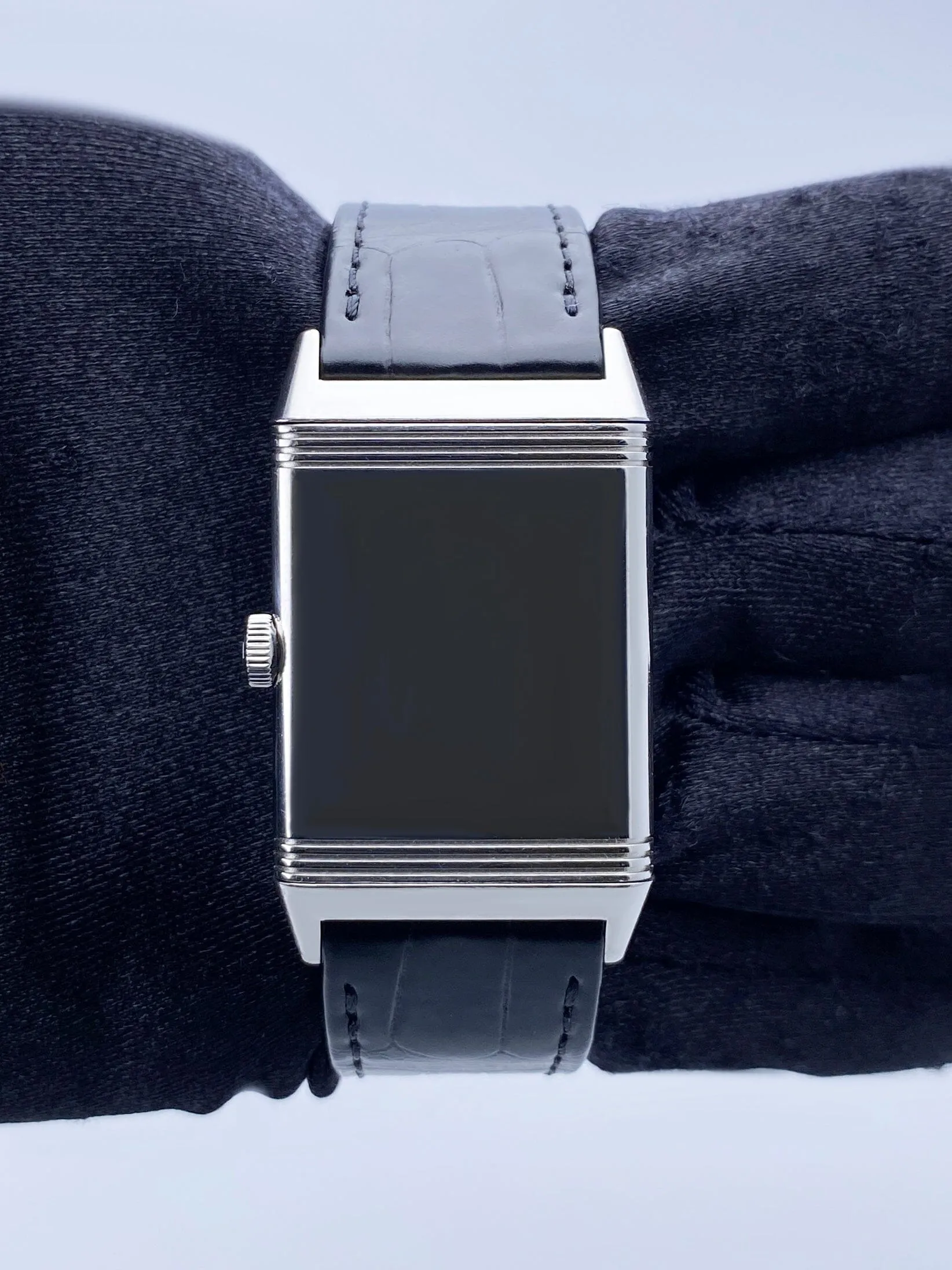Jaeger-LeCoulture Reverso Classic Q2438520 Mens Watch W/Papers