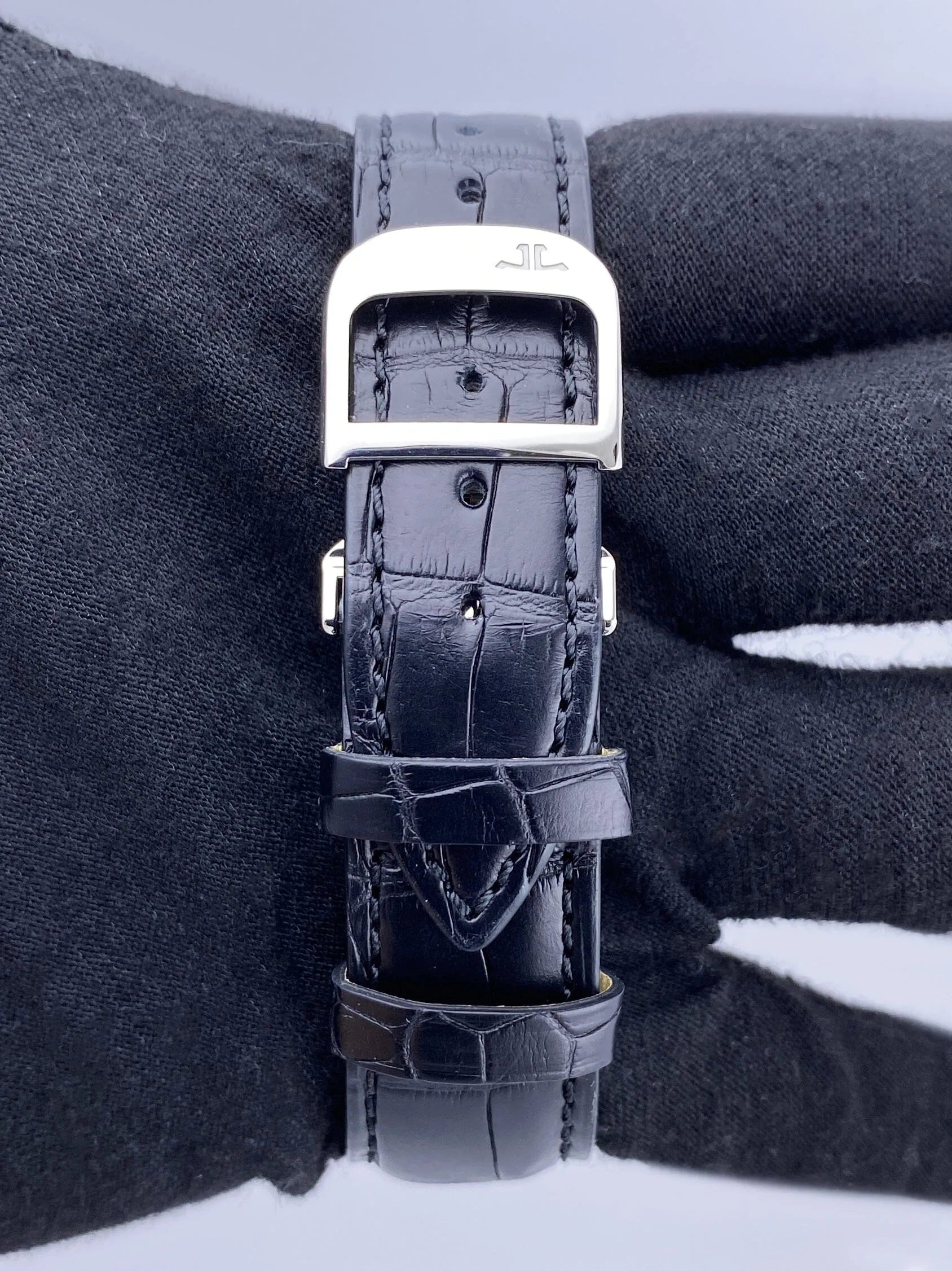 Jaeger-LeCoulture Reverso Grande Taille Q2708411 Mens Watch With Papers