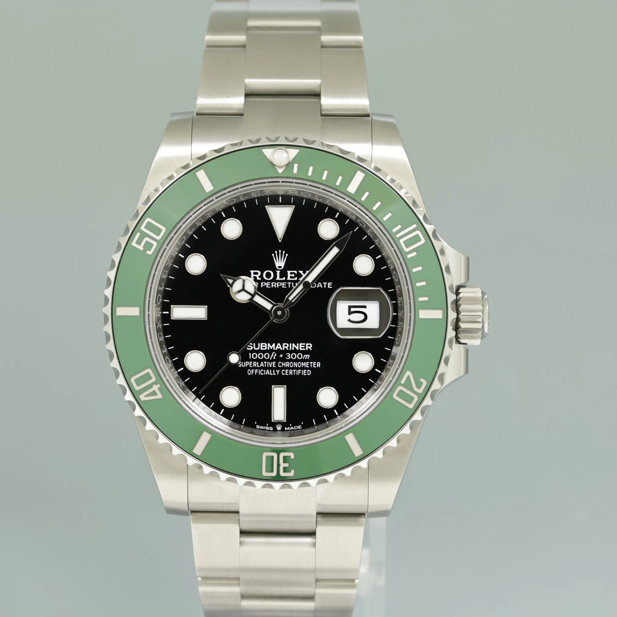JAN 2025 NEW PAPERS Rolex Submariner 41mm GREEN KERMIT MK2 126610LV Watch Box