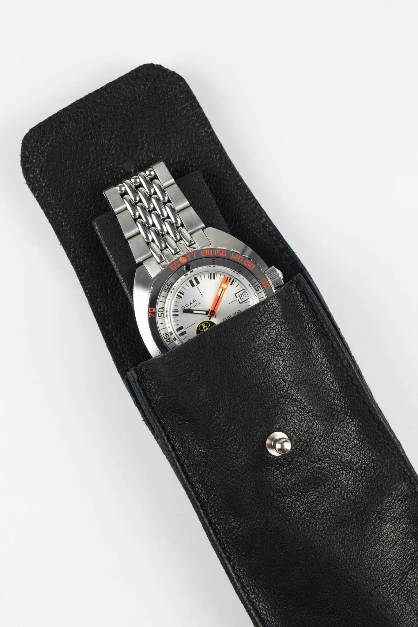 JPM Single Watch Leather Travel Pouch in BLACK