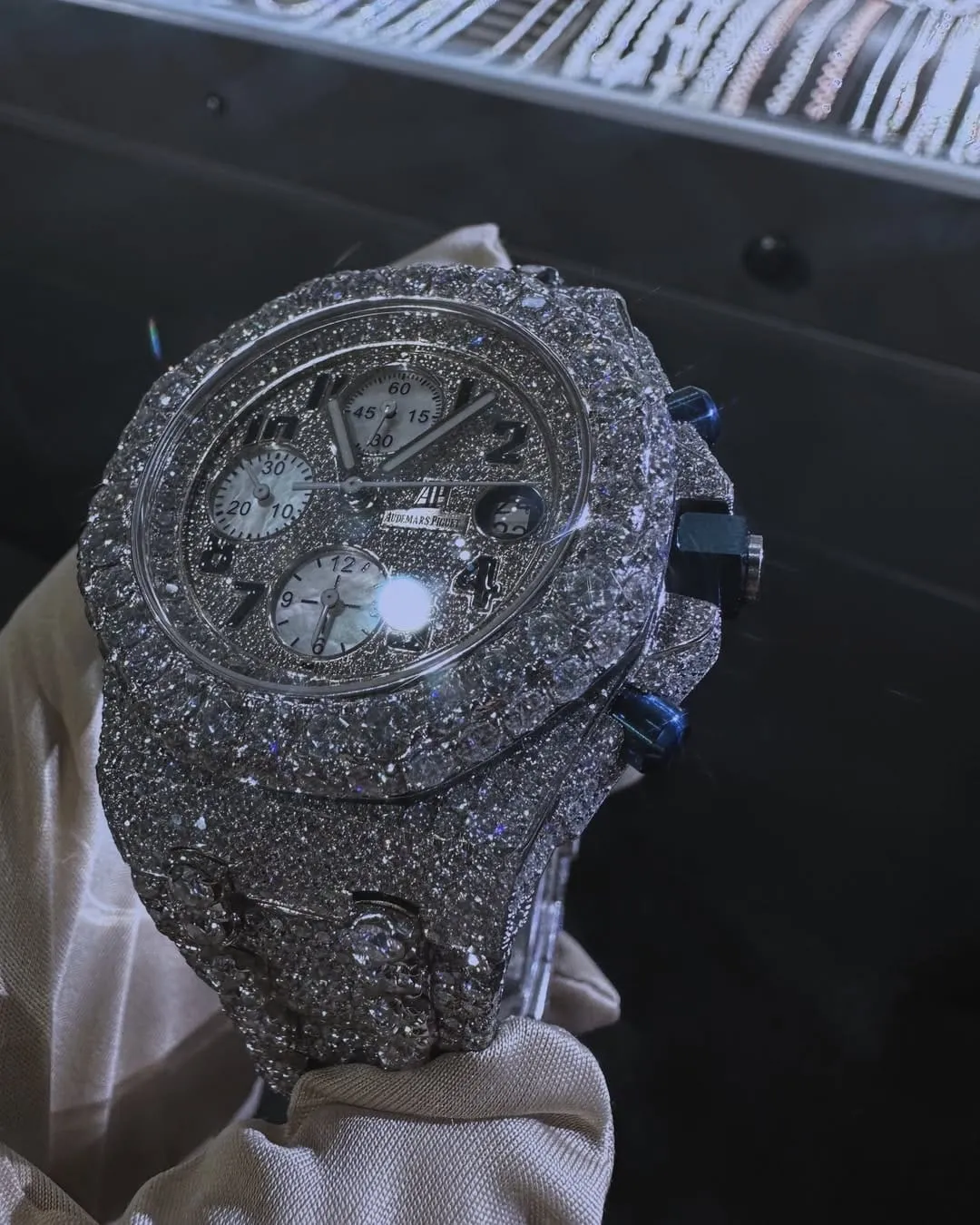 MOISSANITE AP WATCH | AUDEMARS PIGUET ROYALOAK BUSTDOWN W 207