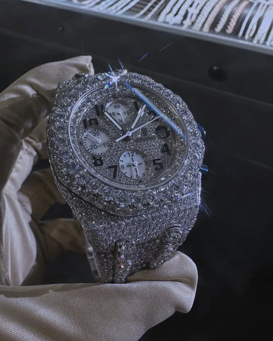 MOISSANITE AP WATCH | AUDEMARS PIGUET ROYALOAK BUSTDOWN W 207