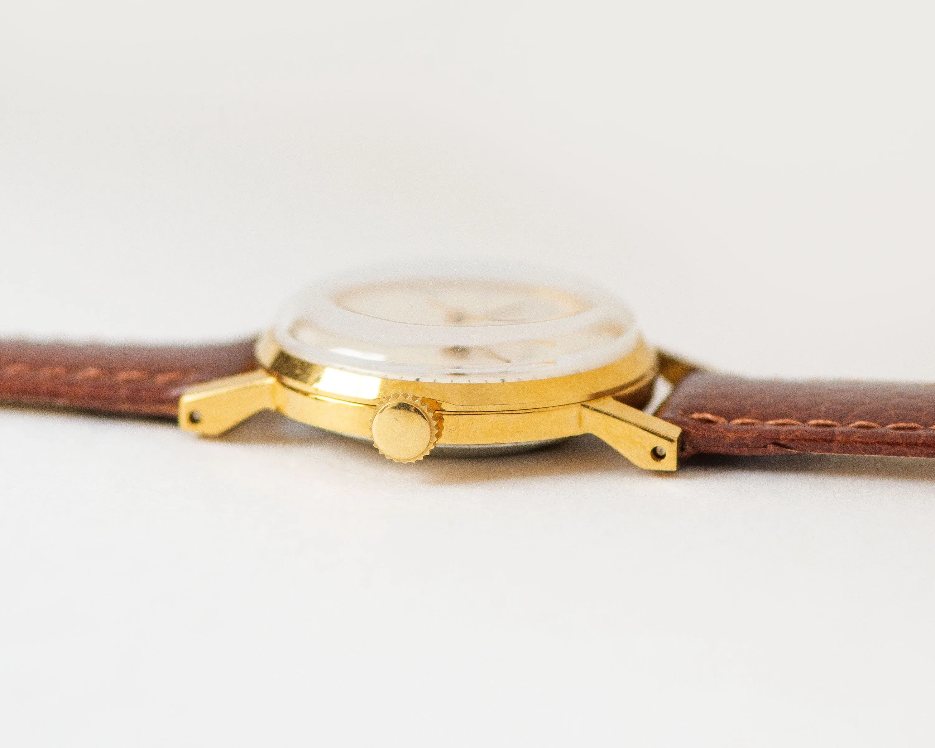 New old stock women watch Dawn gold plated, women wristwatch classic vintage gift, dress watch for women business, new genuine leather strap