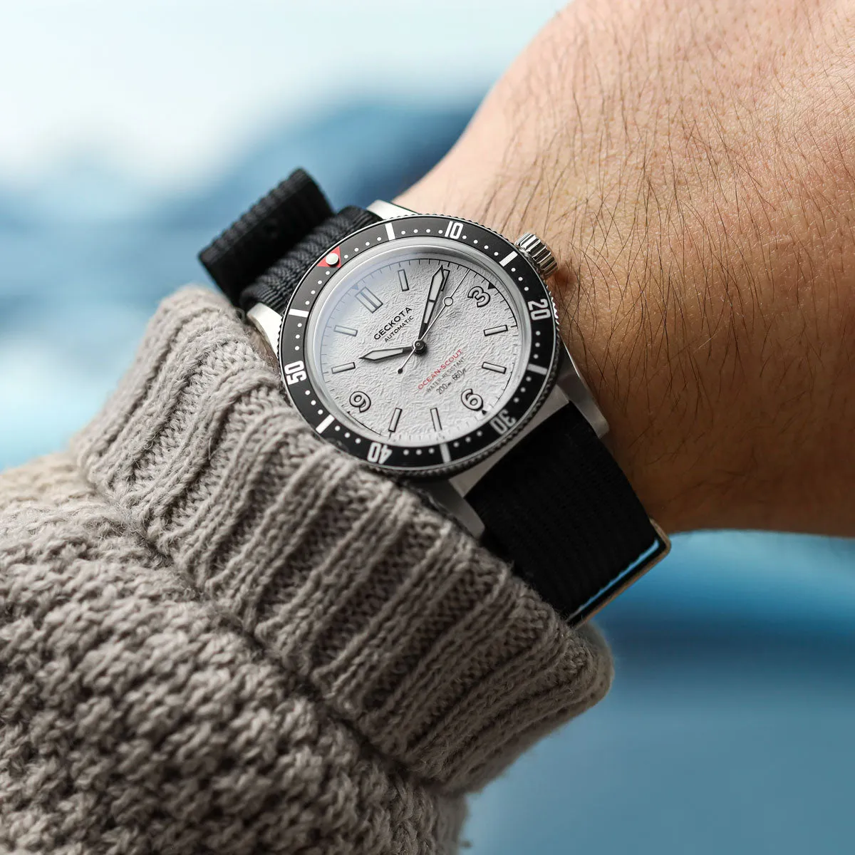 Ocean-Scout Dive Watch - Ice White