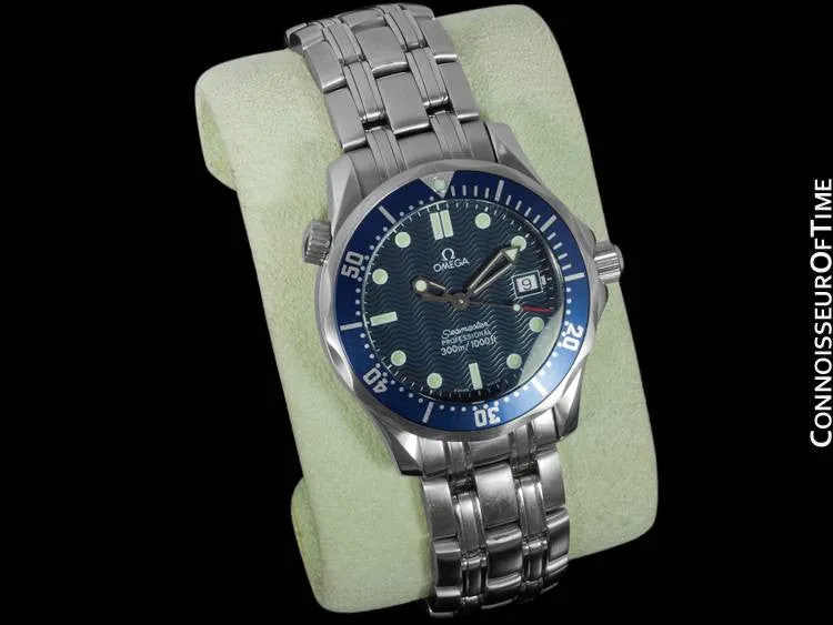 Omega James Bond Seamaster Midsize 300M Professional Diver, Stainless Steel - 2561.80.00