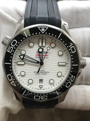 Omega Seamaster Diver 300M 210.32.42.20.04.001 White Dial Automatic Men's Watch