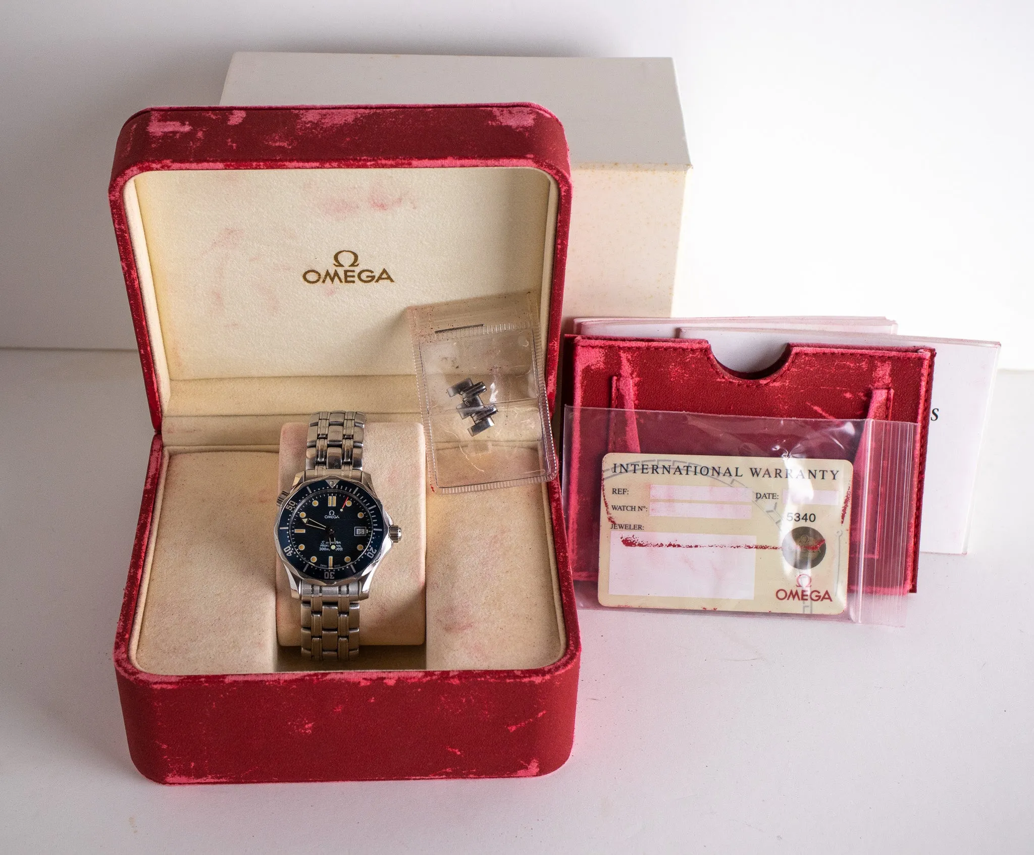 Omega Seamaster M Midsize 2561.80