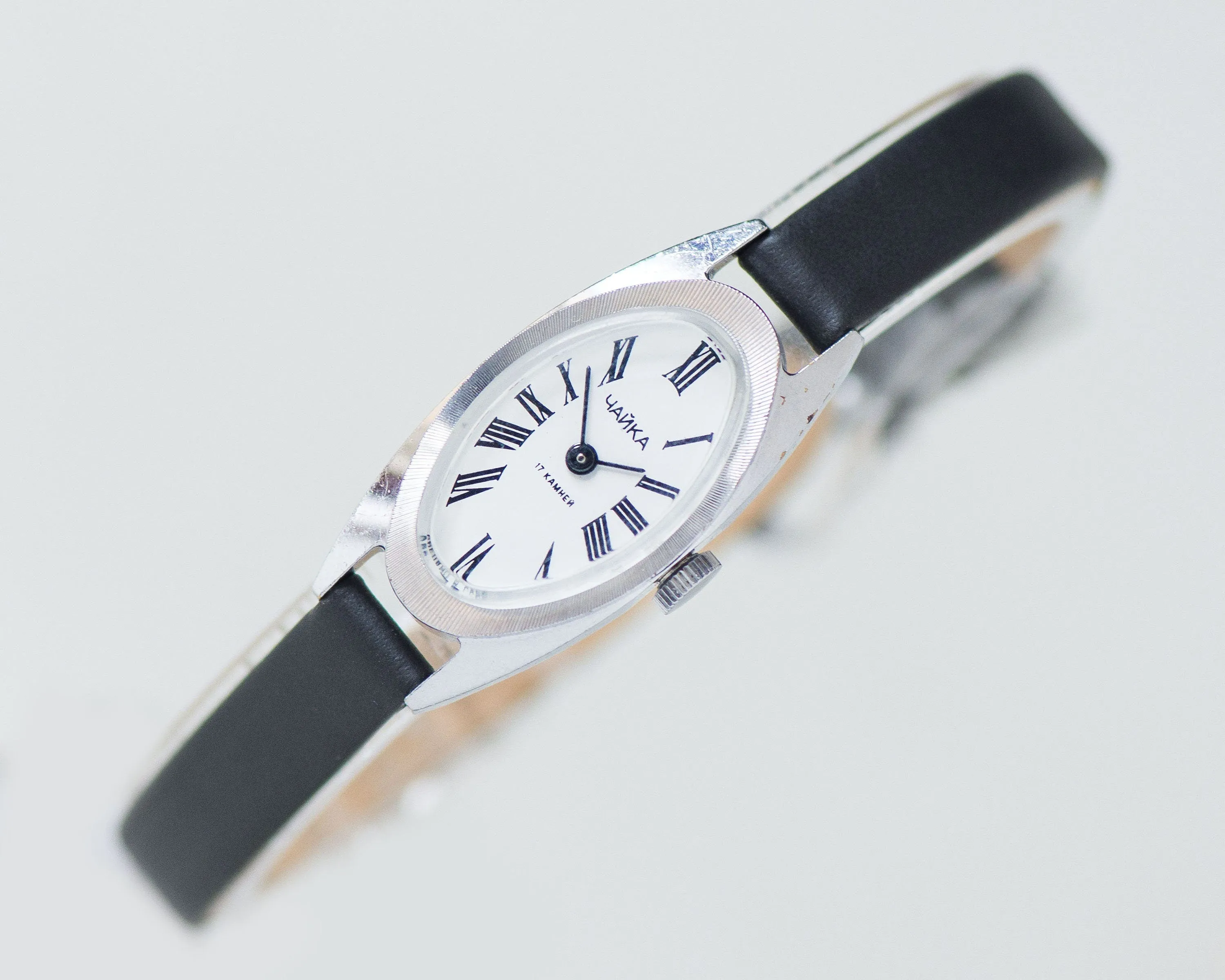Oval face lady wristwatch Seagull, silver shade women watch small, Roman numerals 80s modern lady wrist watch, new genuine leather strap