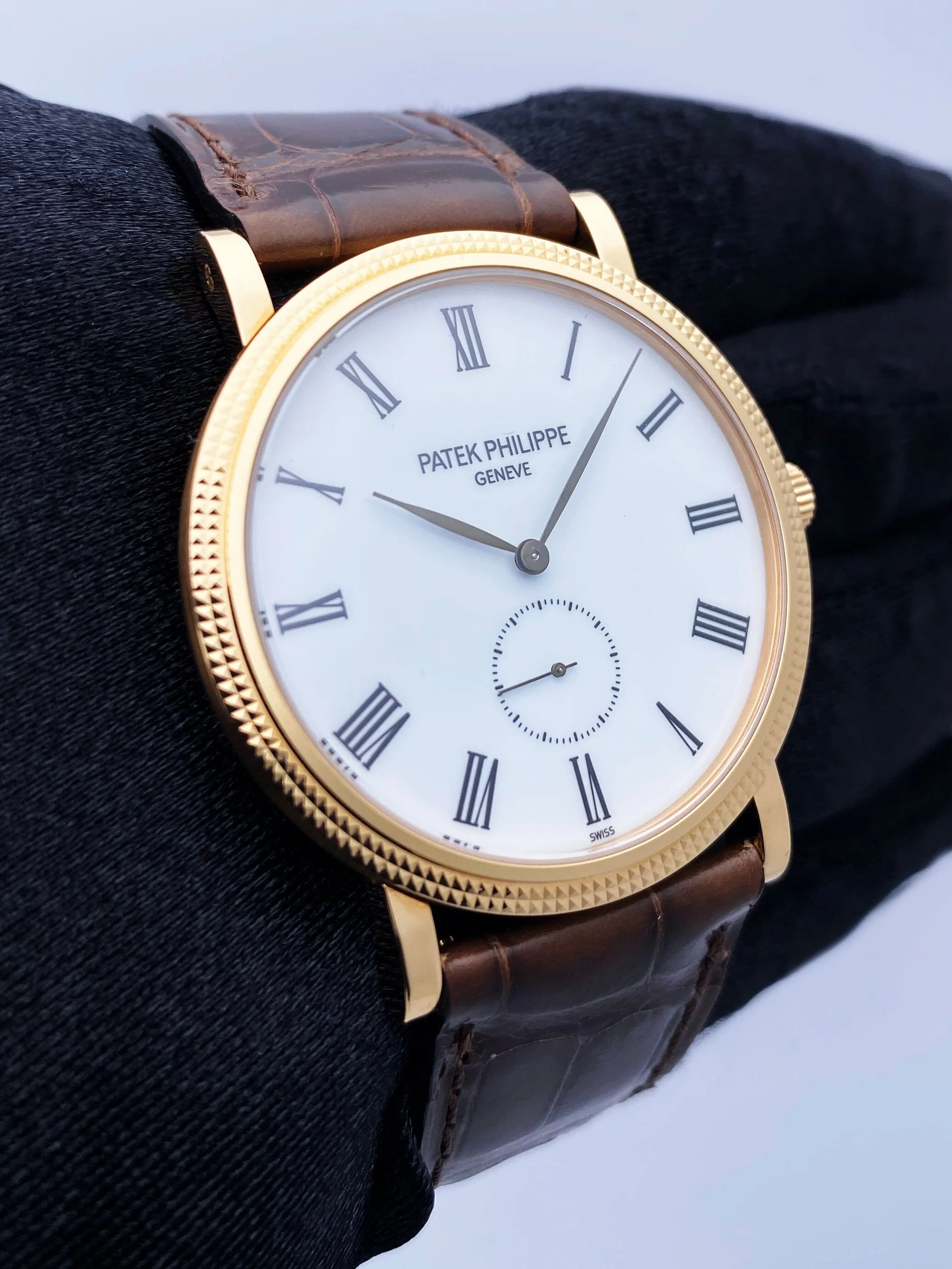 Patek Philippe Calatrava 5119R 18K Rose Gold Mens Watch With Papers