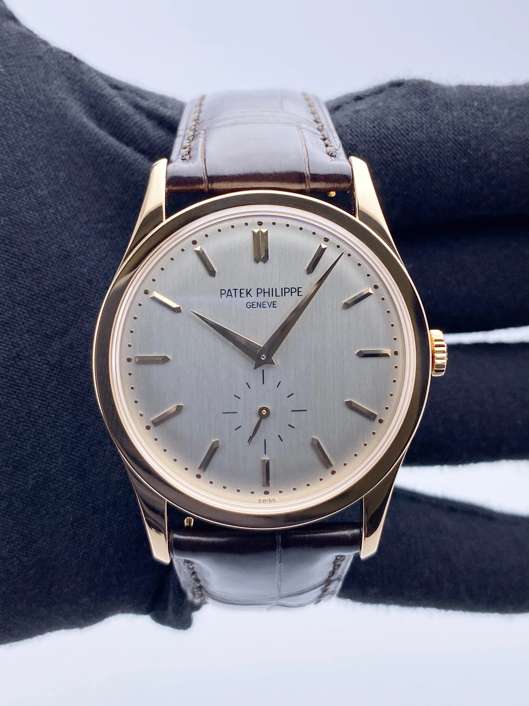 Patek Philippe Calatrava 5196R 18K Rose Gold Mens Watch Box Papers
