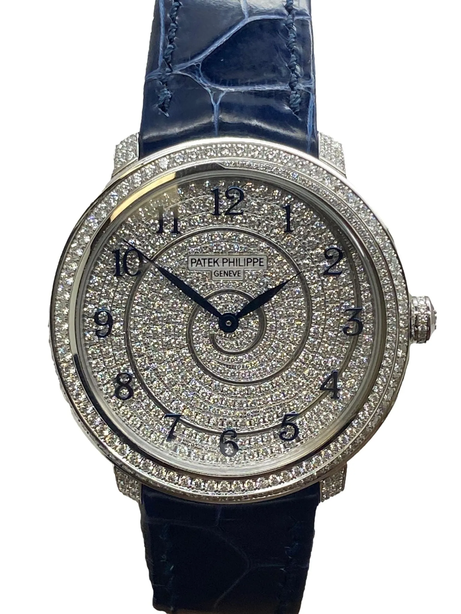 Patek Philippe  Ribbon Joaillerie 36,5mm 4978/400G Silver Pave Diamond Dial Automatic Women's Watch