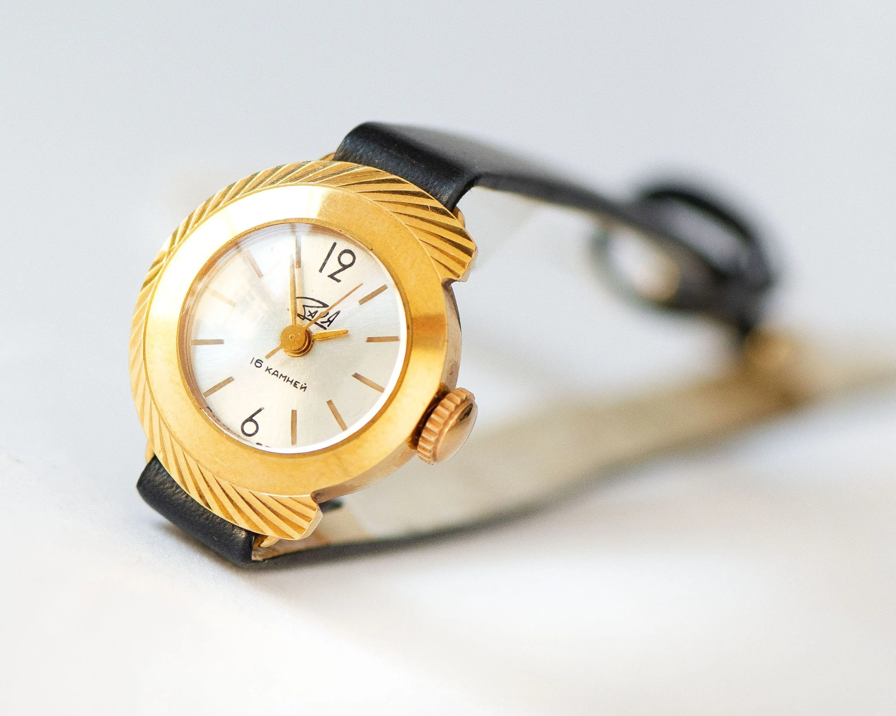 Rare women watch Dawn unused gold plated gift, vintage women wristwatch gift, swirl trim lady watch delicate, new premium leather band