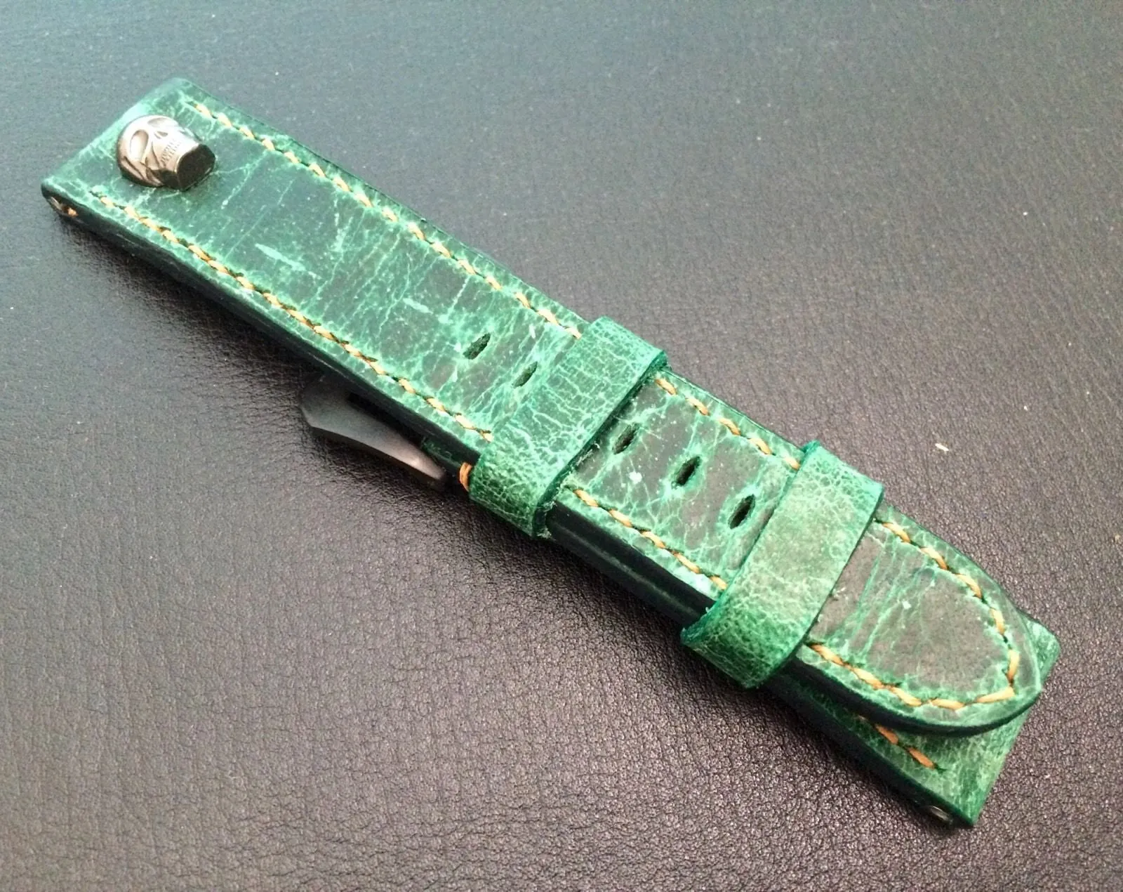 Real Leather Strap for Panerai watches (Gradual Green) 24mm/22mm - W Metal Skull