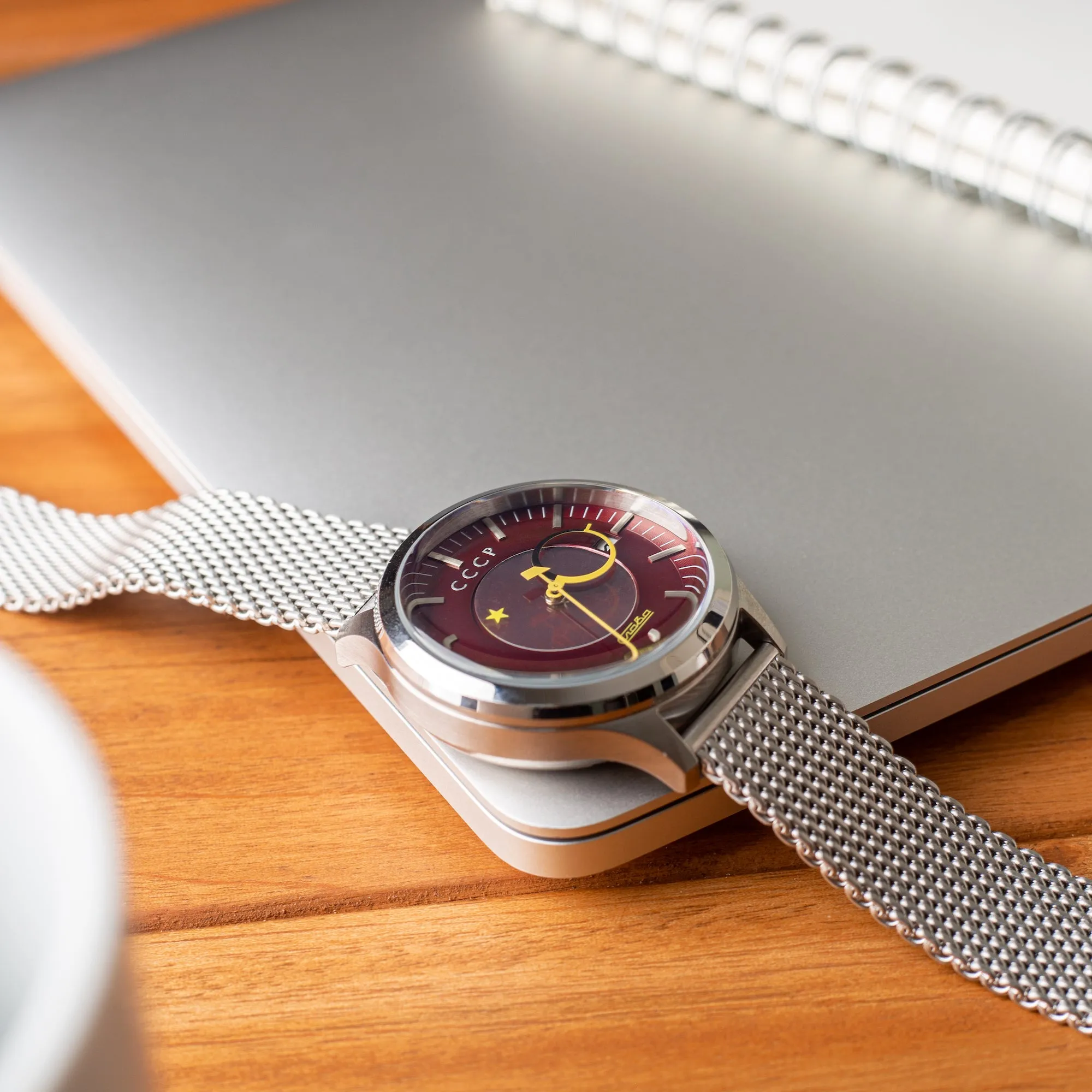 Red / Steel