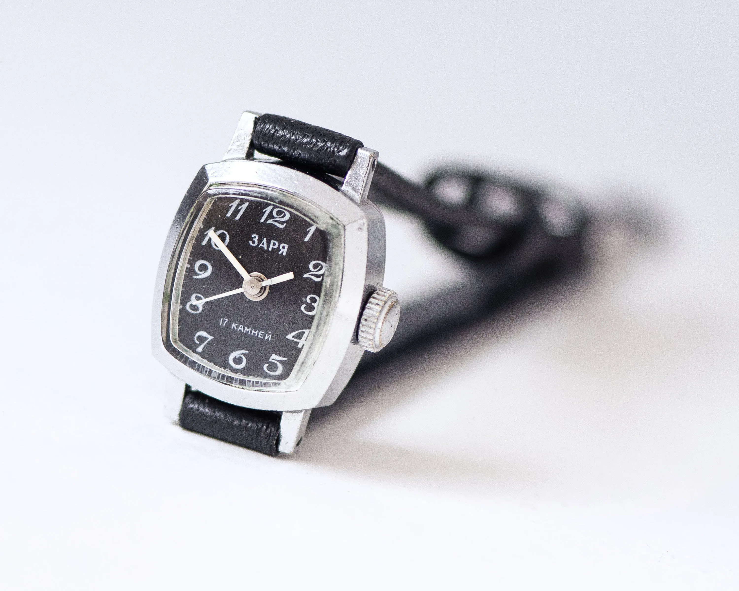 Retro women watch Dawn black dial gift jewelry, silver shade women wristwatch, square wristwatch feminine accessory new premium leather band