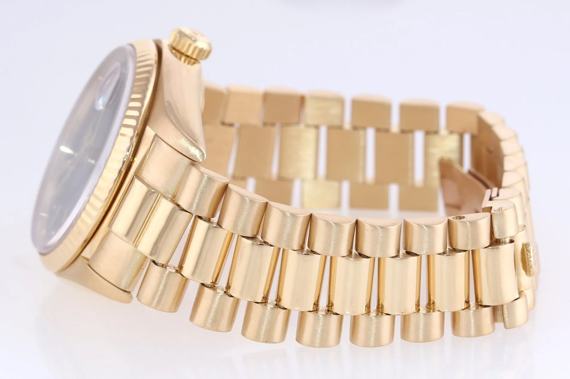 Rolex Day-Date President Yellow Gold Quick Set 18038 Blue Dial Watch