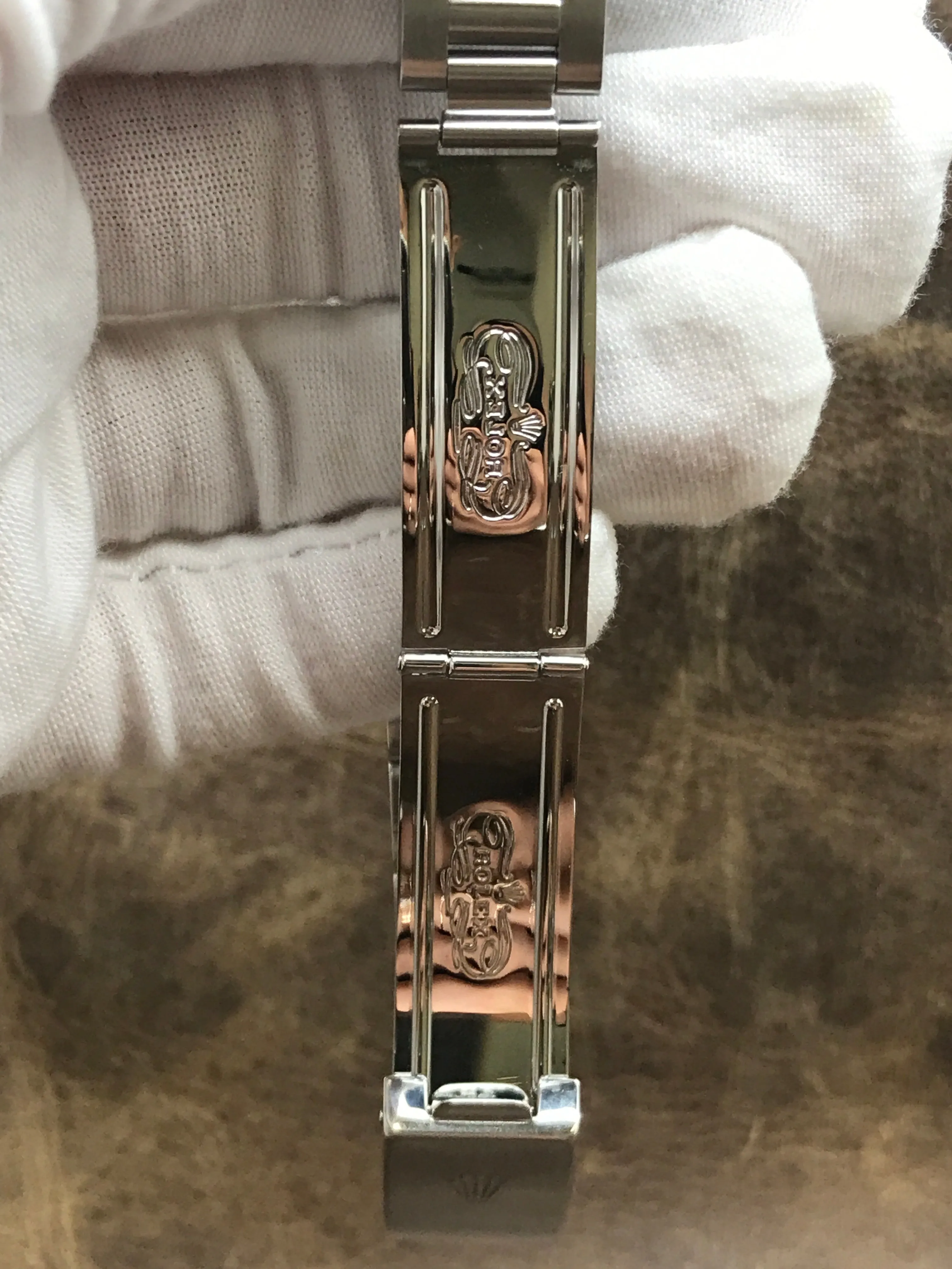 Rolex Oyster Perpetual Midsize 31mm 77080 Black Dial Automatic Women's Watch