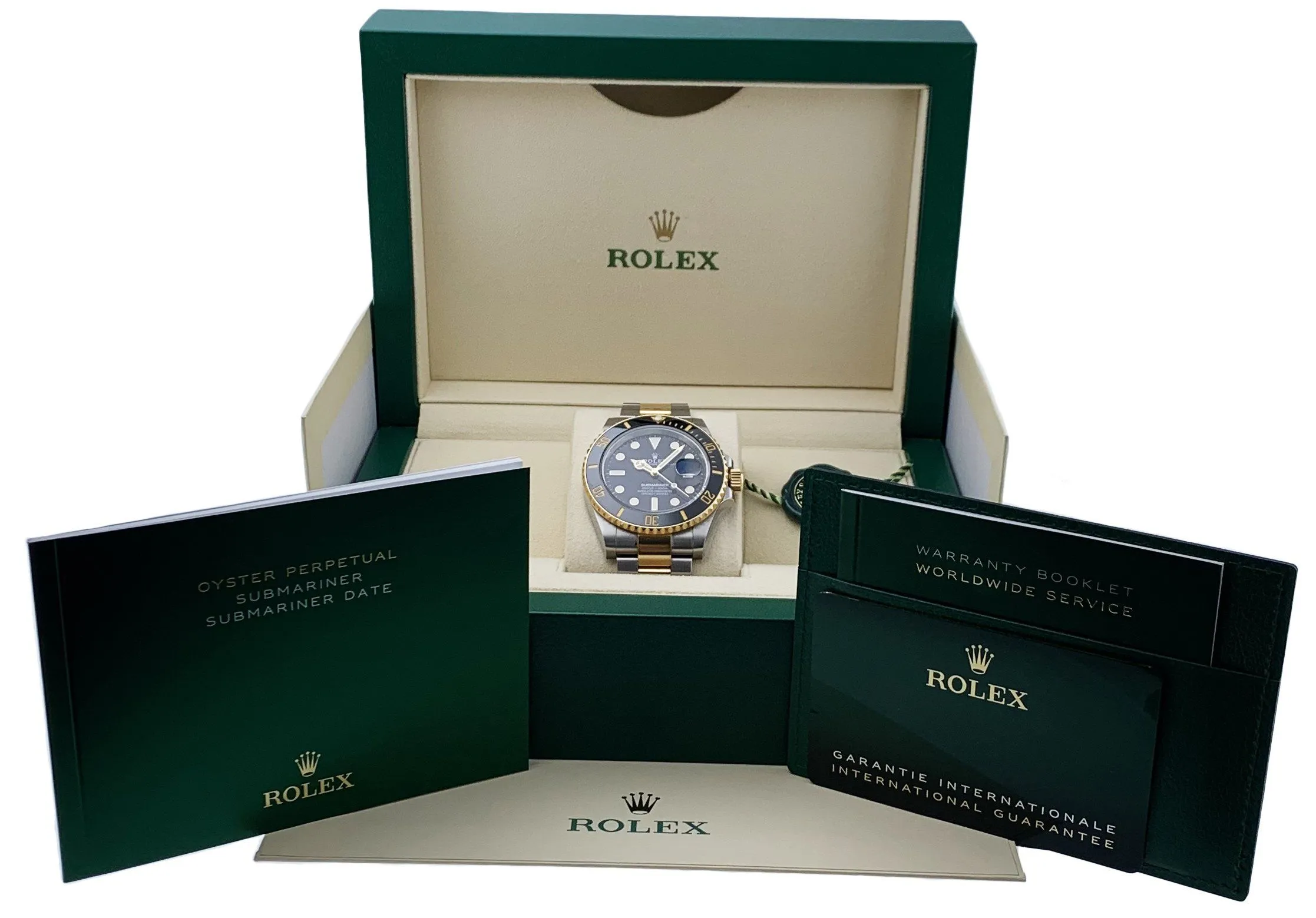 Rolex submariner 126613LN Men's Watch Box & Papers
