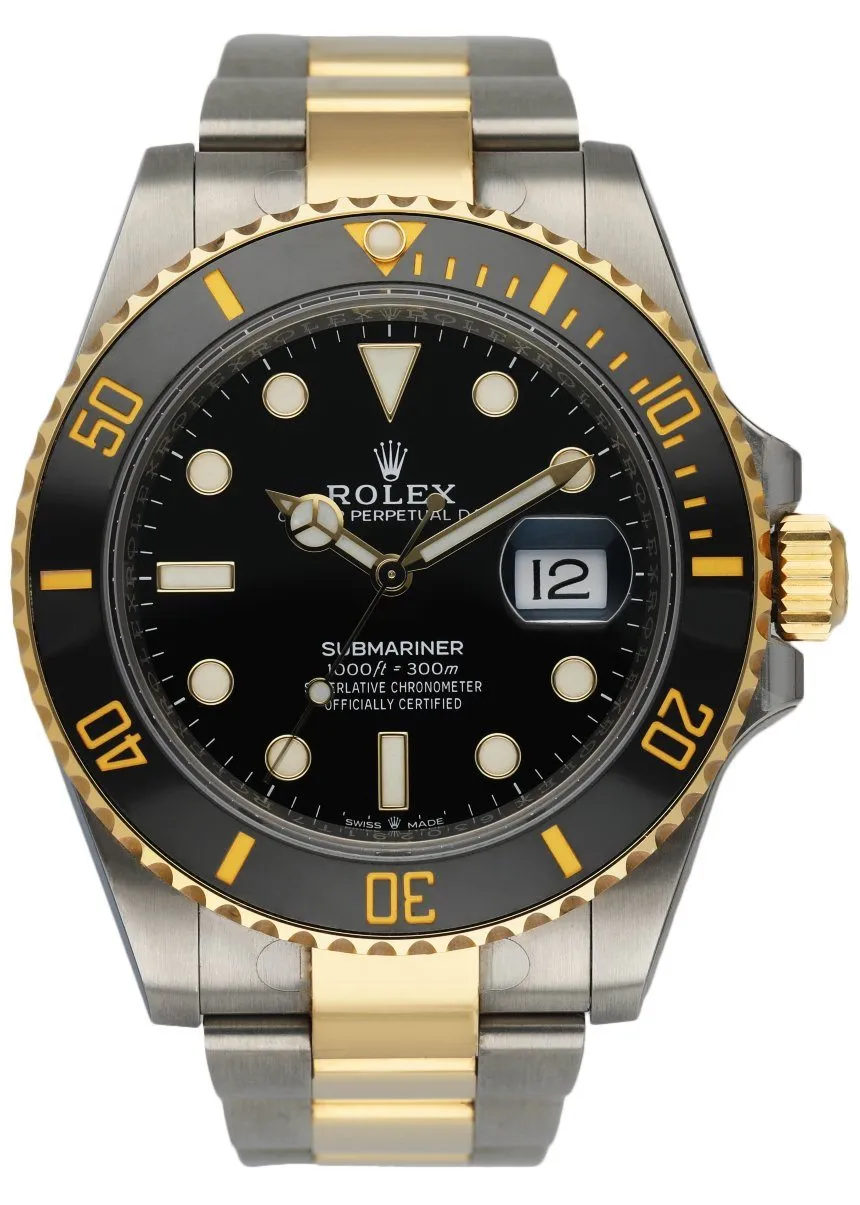 Rolex submariner 126613LN Men's Watch Box & Papers