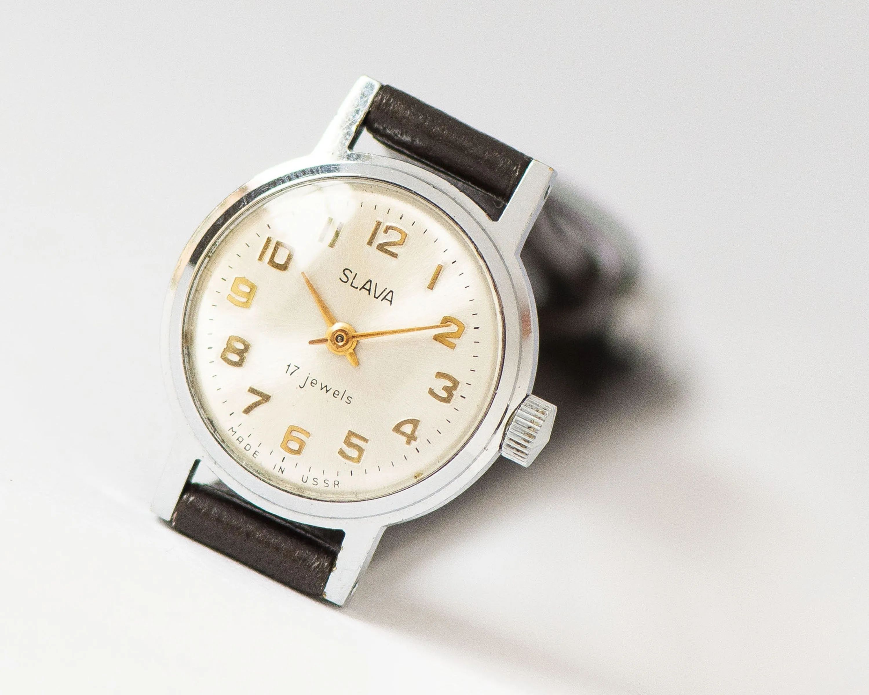 Simple women wristwatch Glory silver shade, lady wristwatch minimalist jewelry gift, classic women watch preppy, new premium leather strap