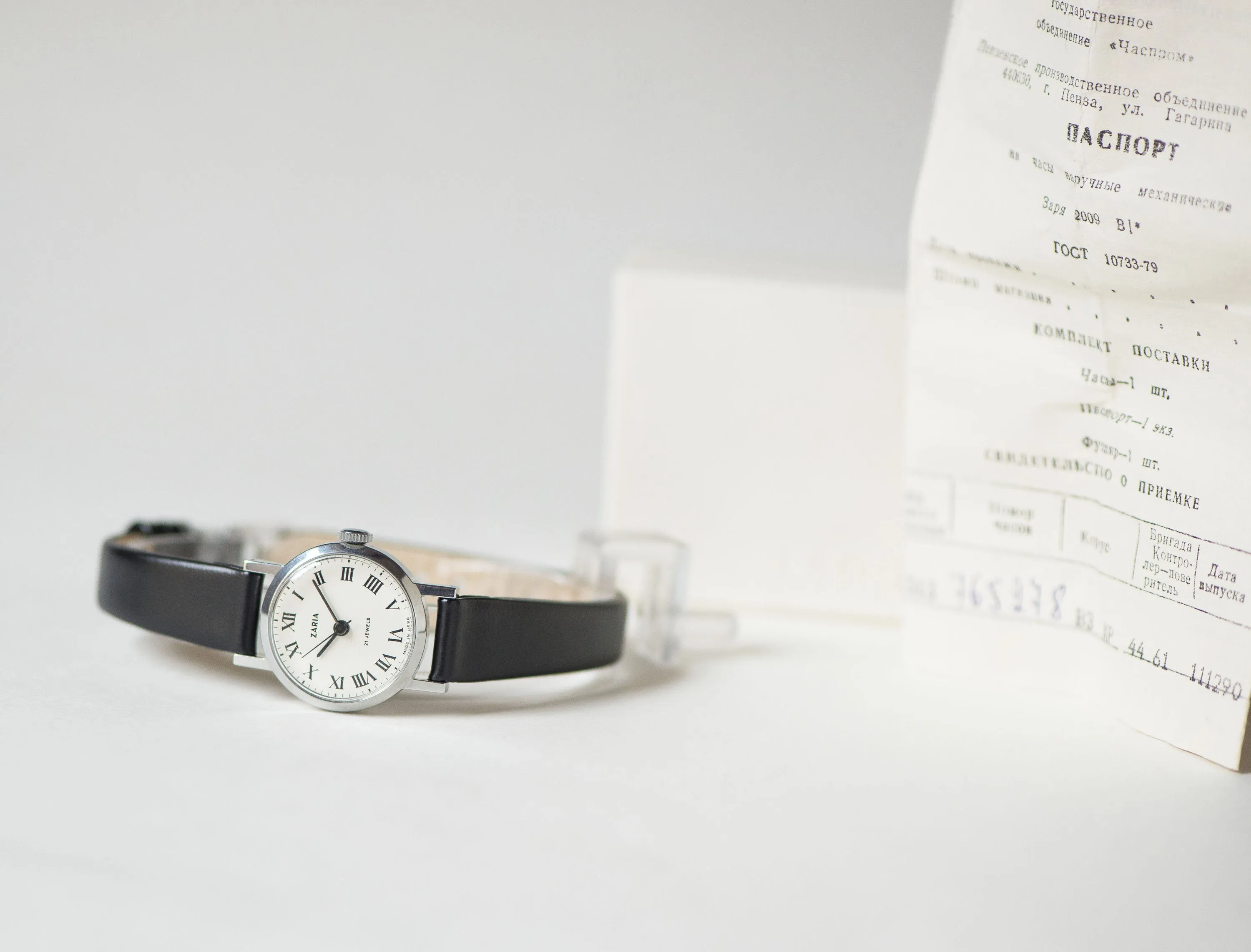 Unused women watch small Roman numerals Dawn, vintage classic lady watch silver shade, gift preppy lady watch NOS, new premium leather strap