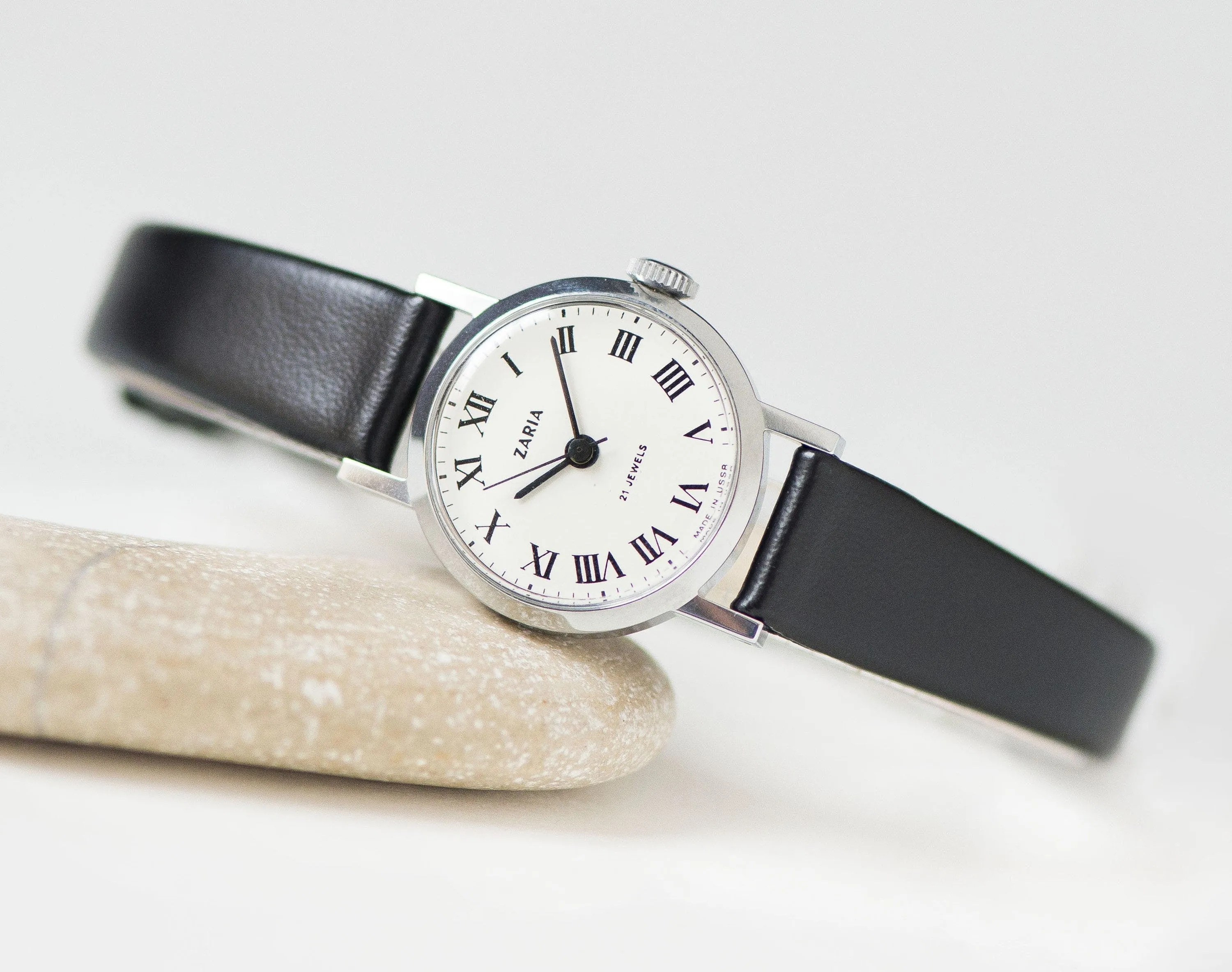 Unused women watch small Roman numerals Dawn, vintage classic lady watch silver shade, gift preppy lady watch NOS, new premium leather strap