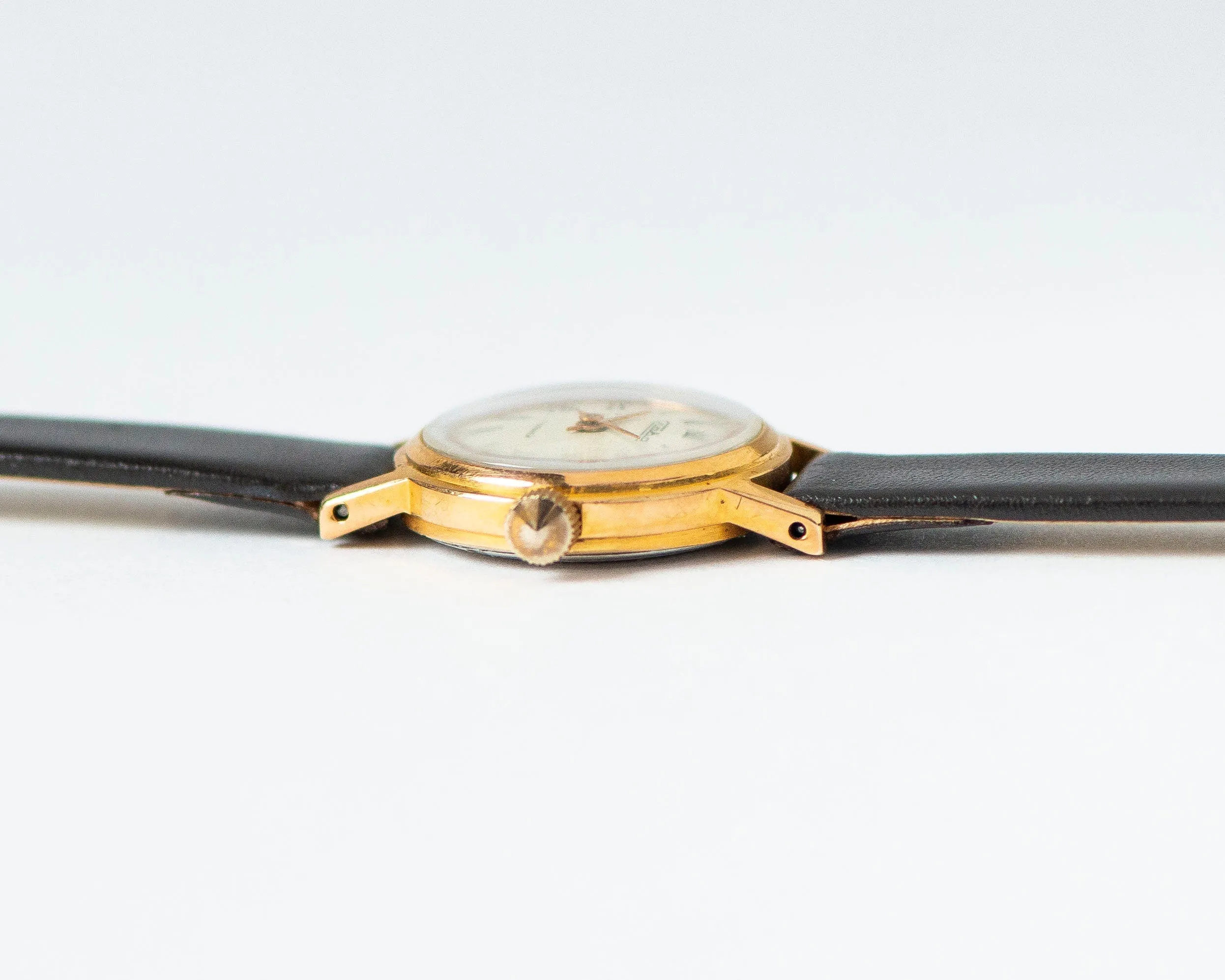 Women watch Glory gold plated vintage delicate, Roman numerals classic watch, chic wristwatch for women rare gift, new genuine leather strap