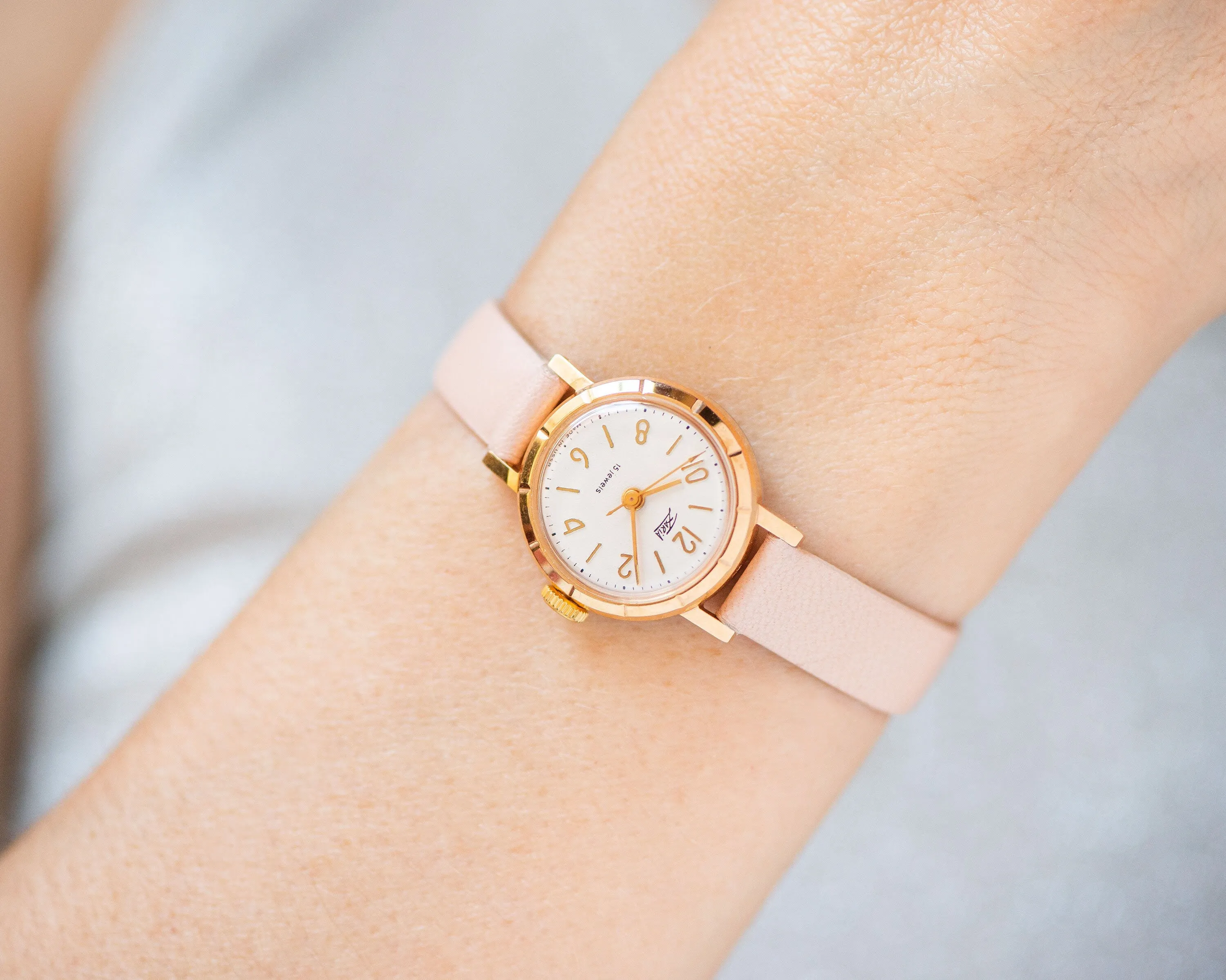 Women watch gold plated unused Dawn, classic women watch vintage minimalist, retro lady watch jewelry gift, new premium leather strap pink