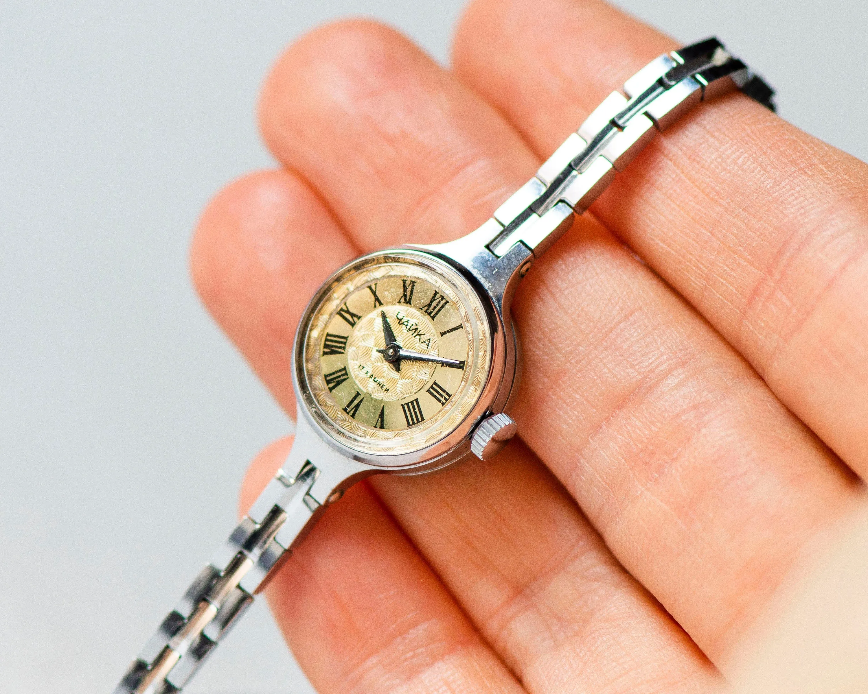 Women's cocktail watch Seagull silver shade vintage, evening watch Roman numerals jewelry gift, 90s lady timepiece rare shade tiny bracelet